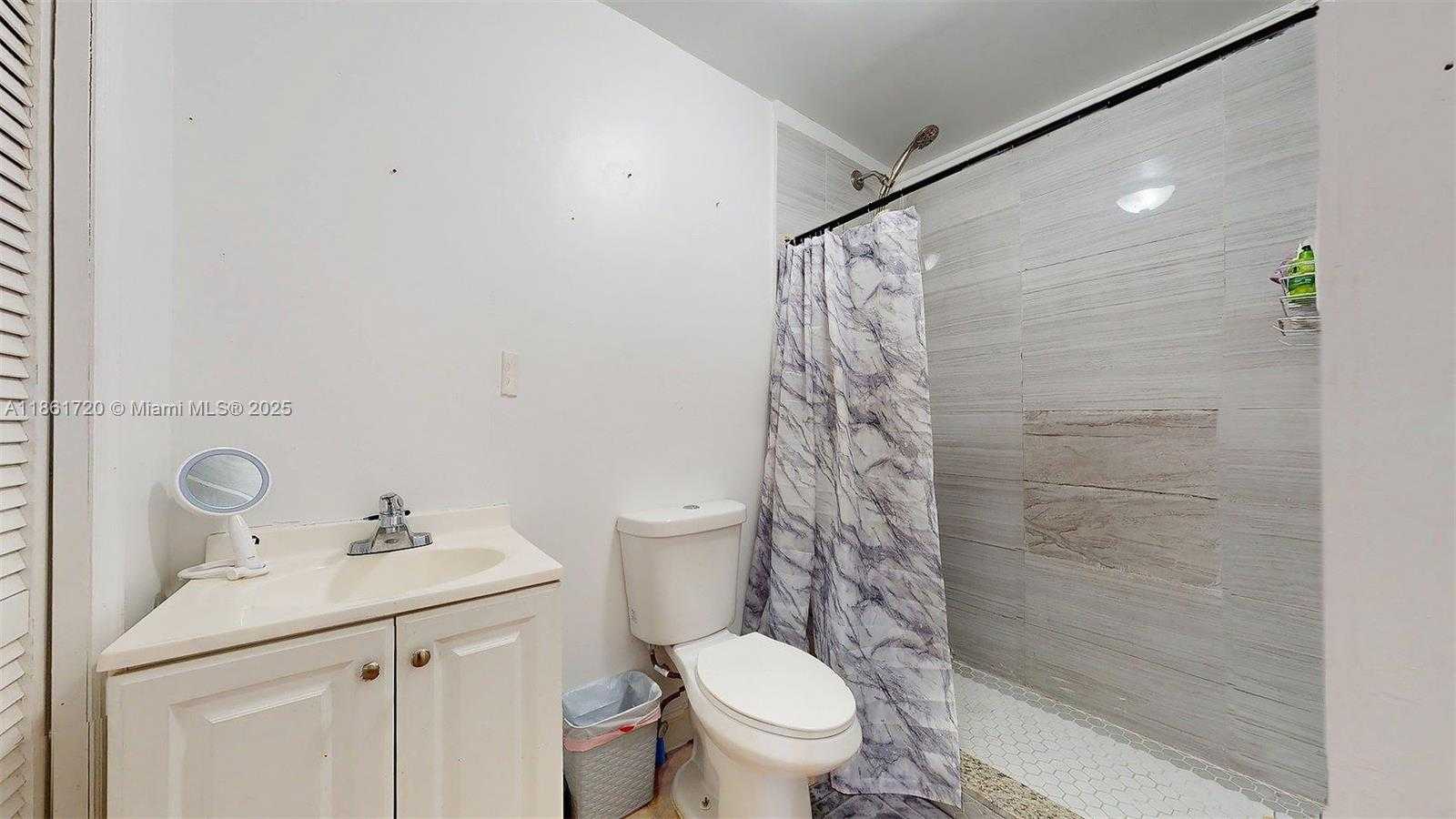 Small Image of 18502 NORTH WEST 23RD CT, Miami Gardens Number 53