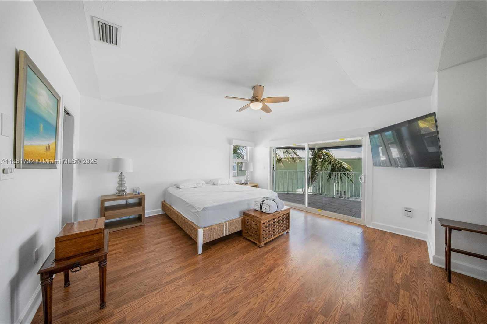 Small Image of 316 NORTH DR, Islamorada Number 14