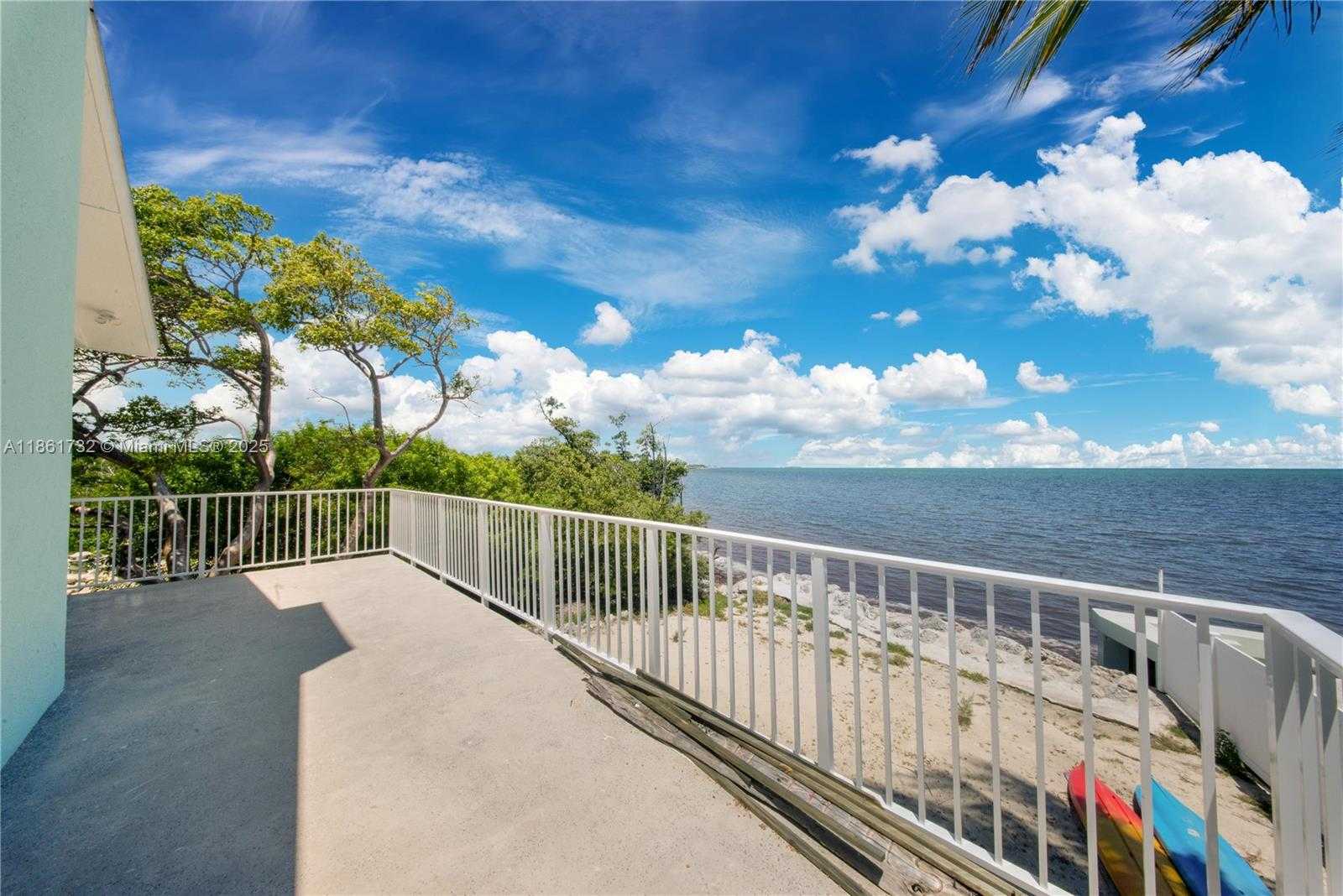 Small Image of 316 NORTH DR, Islamorada Number 17