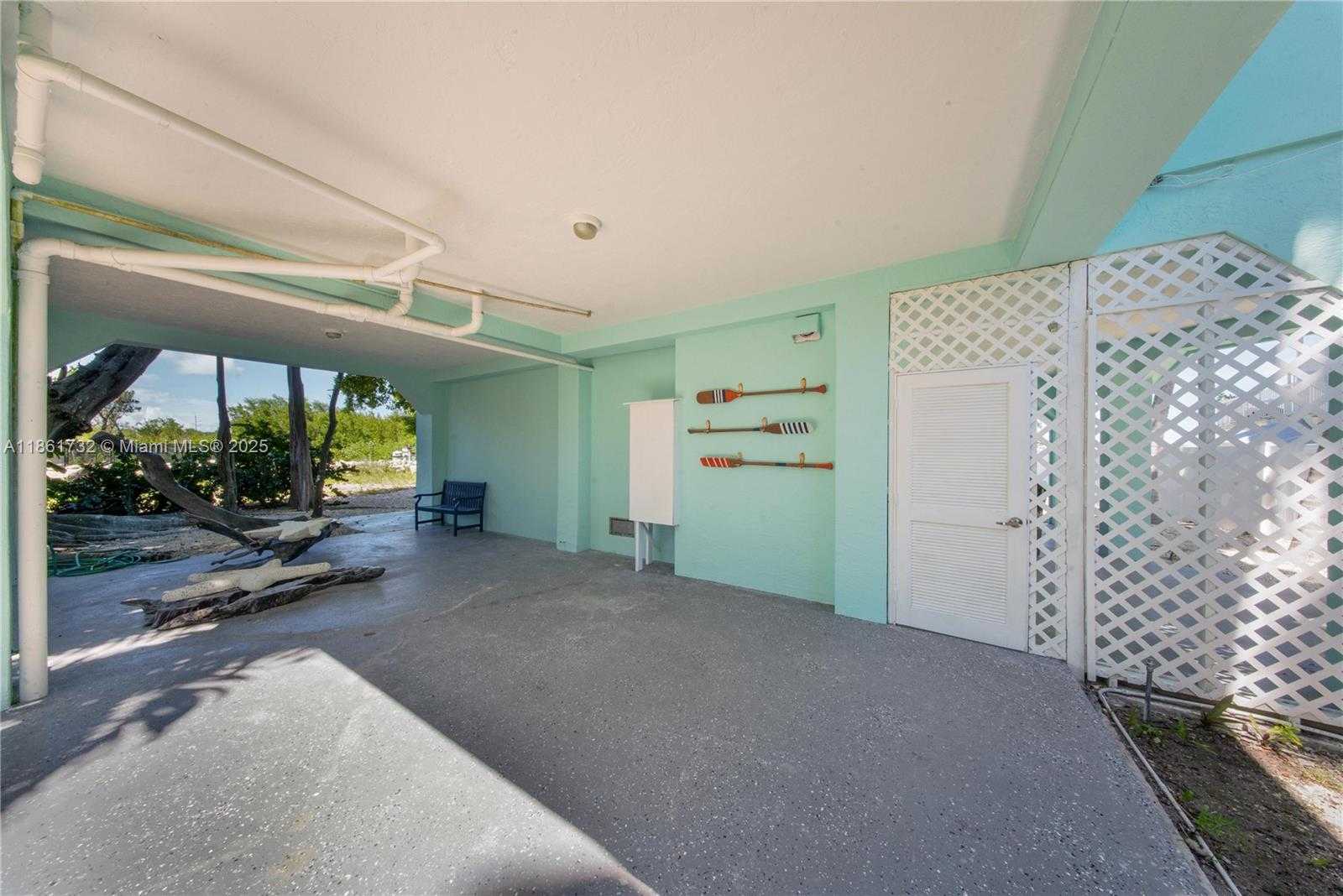 Small Image of 316 NORTH DR, Islamorada Number 31