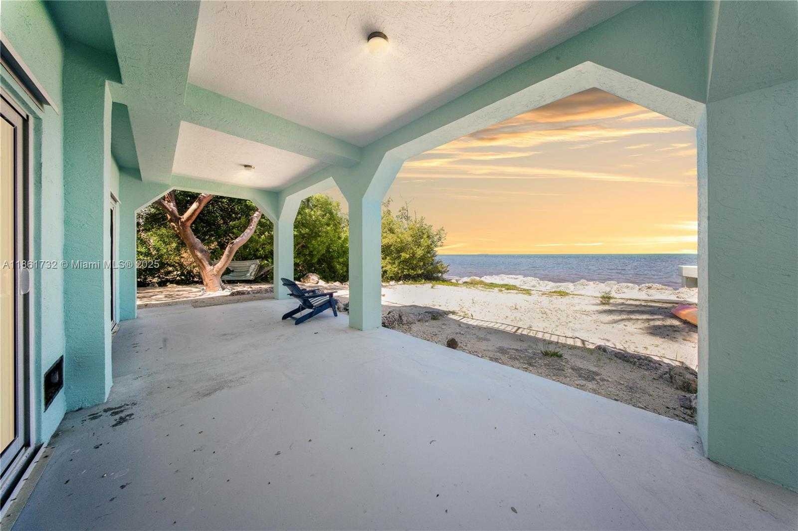 Small Image of 316 NORTH DR, Islamorada Number 39