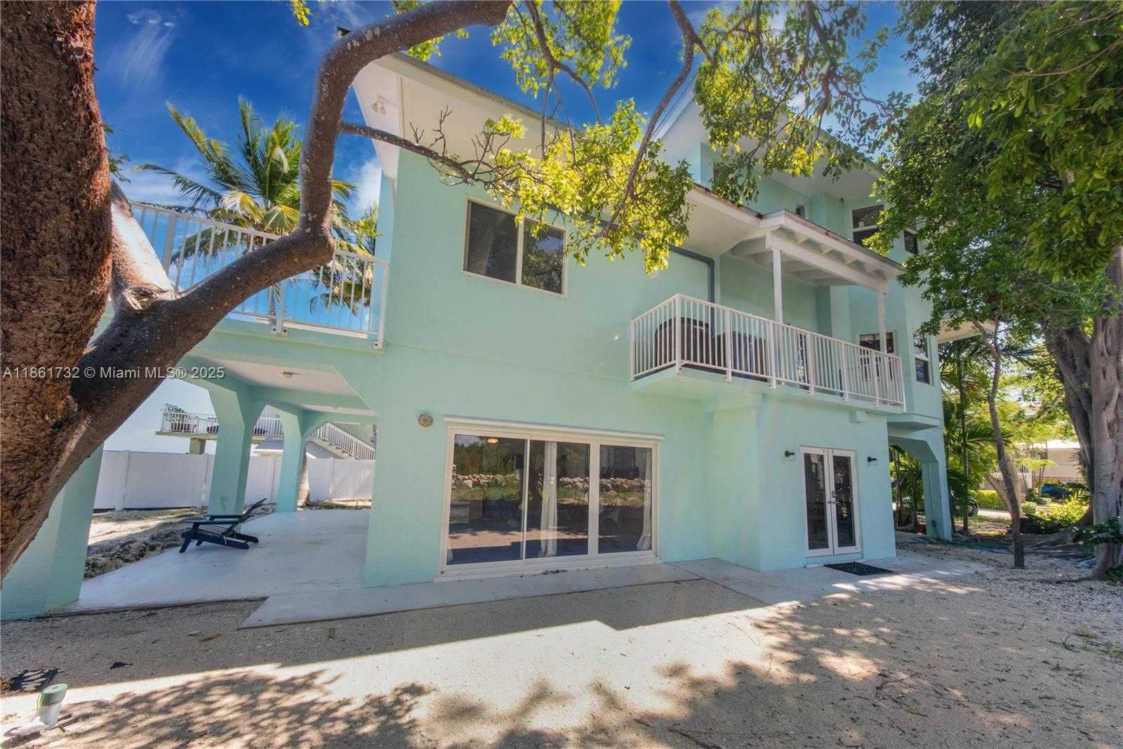 Small Image of 316 NORTH DR, Islamorada Number 42