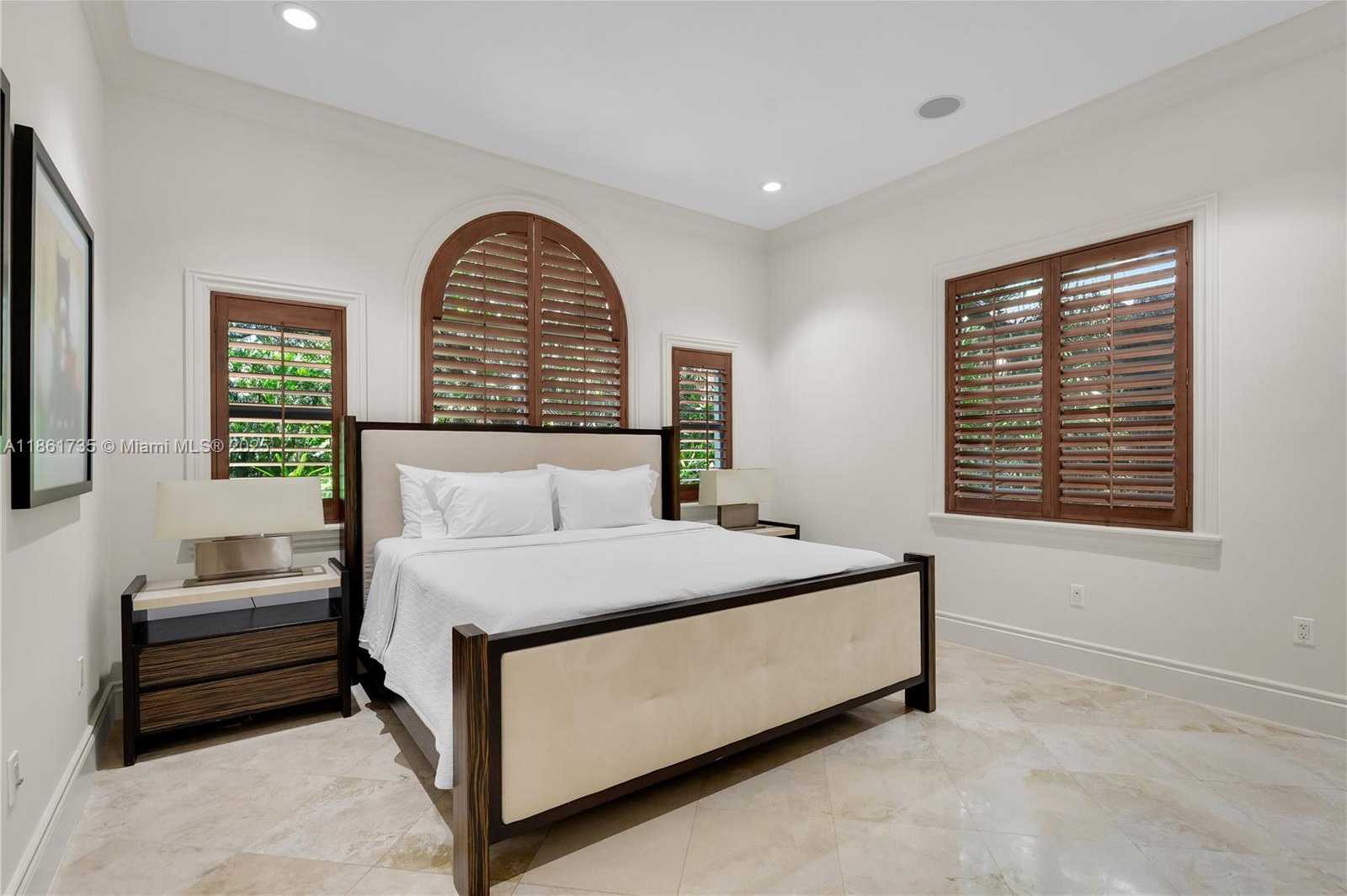 Small Image of 5100 SOUTH WEST 86TH ST, Miami Number 17