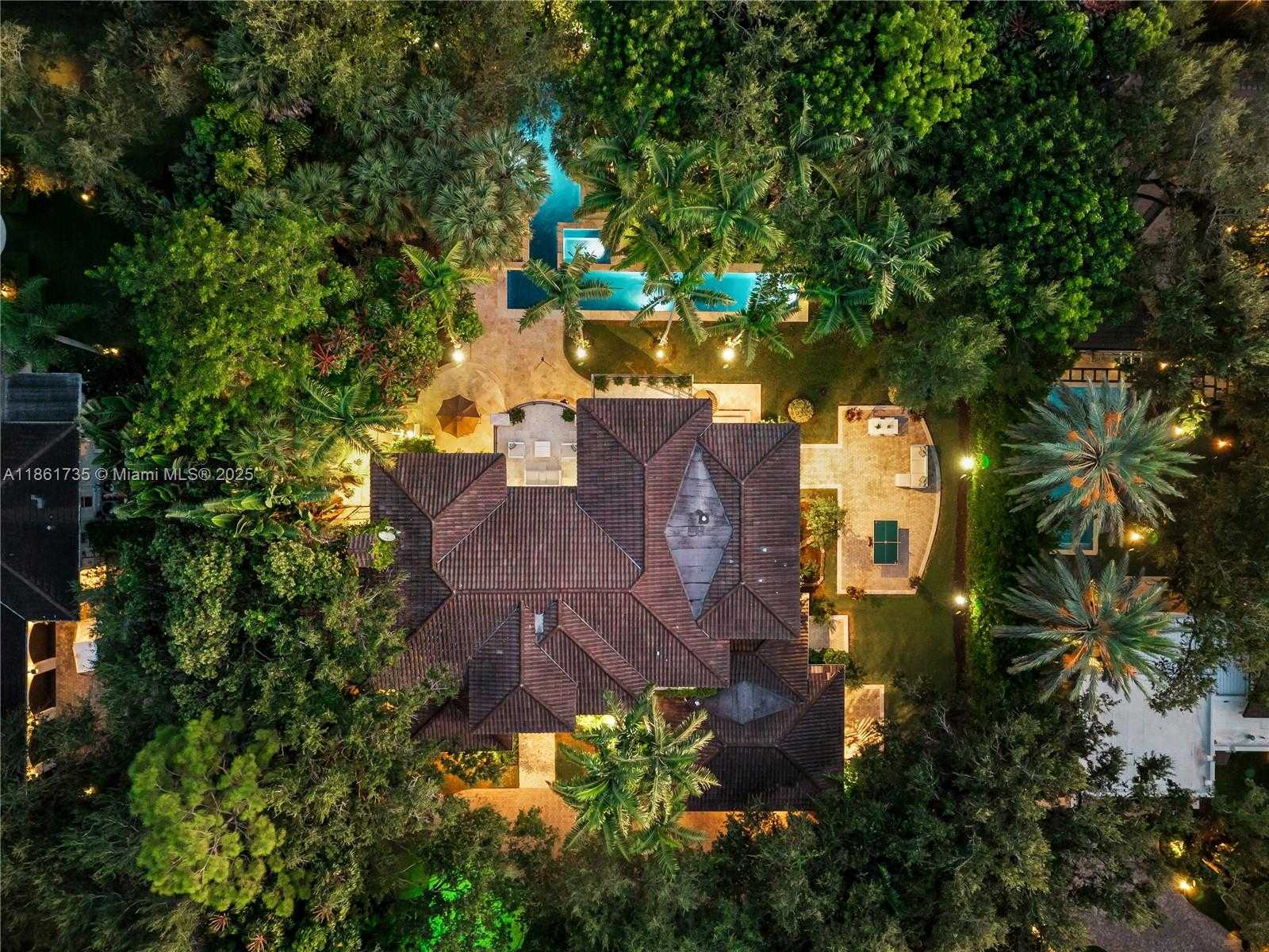 Small Image of 5100 SOUTH WEST 86TH ST, Miami Number 2