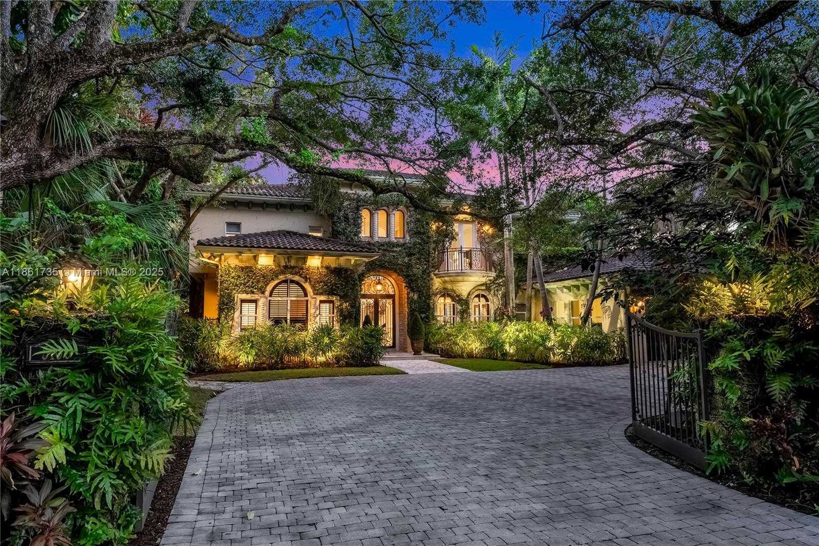 Small Image of 5100 SOUTH WEST 86TH ST, Miami Number 34