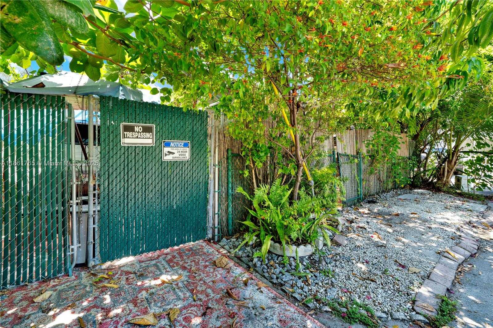 Small Image of 2305 NORTH EAST 135TH TER, North Miami Beach Number 18