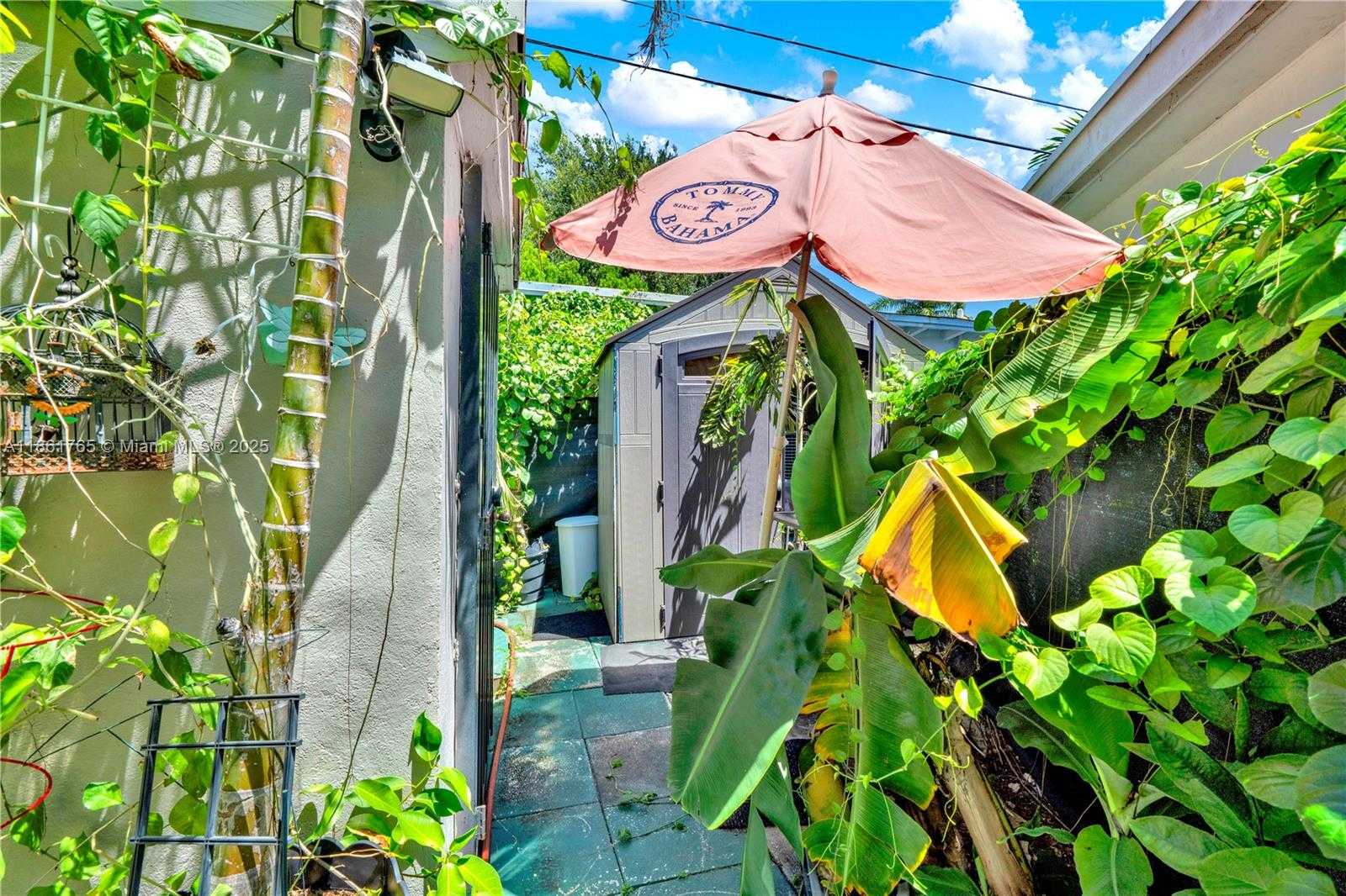 Small Image of 2305 NORTH EAST 135TH TER, North Miami Beach Number 19