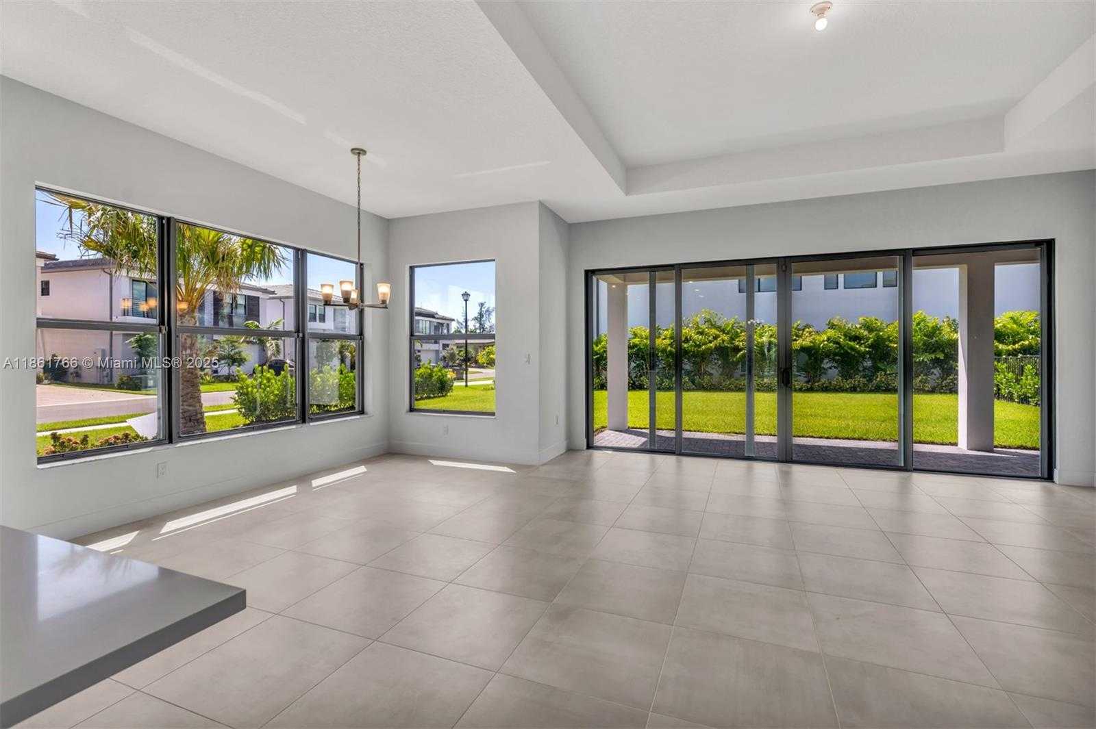 Small Image of 8286 FISHERS ISLAND WAY, Boca Raton Number 17