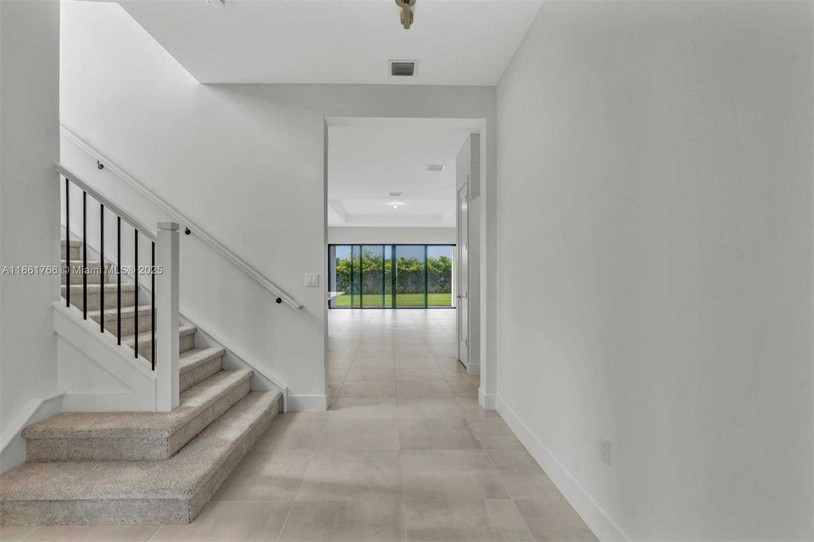 Small Image of 8286 FISHERS ISLAND WAY, Boca Raton Number 18