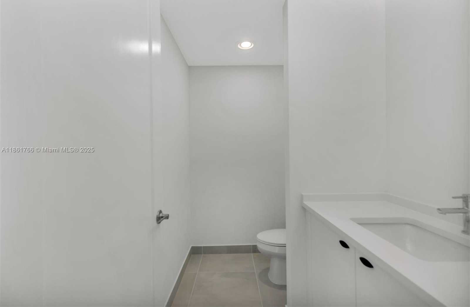 Small Image of 8286 FISHERS ISLAND WAY, Boca Raton Number 65