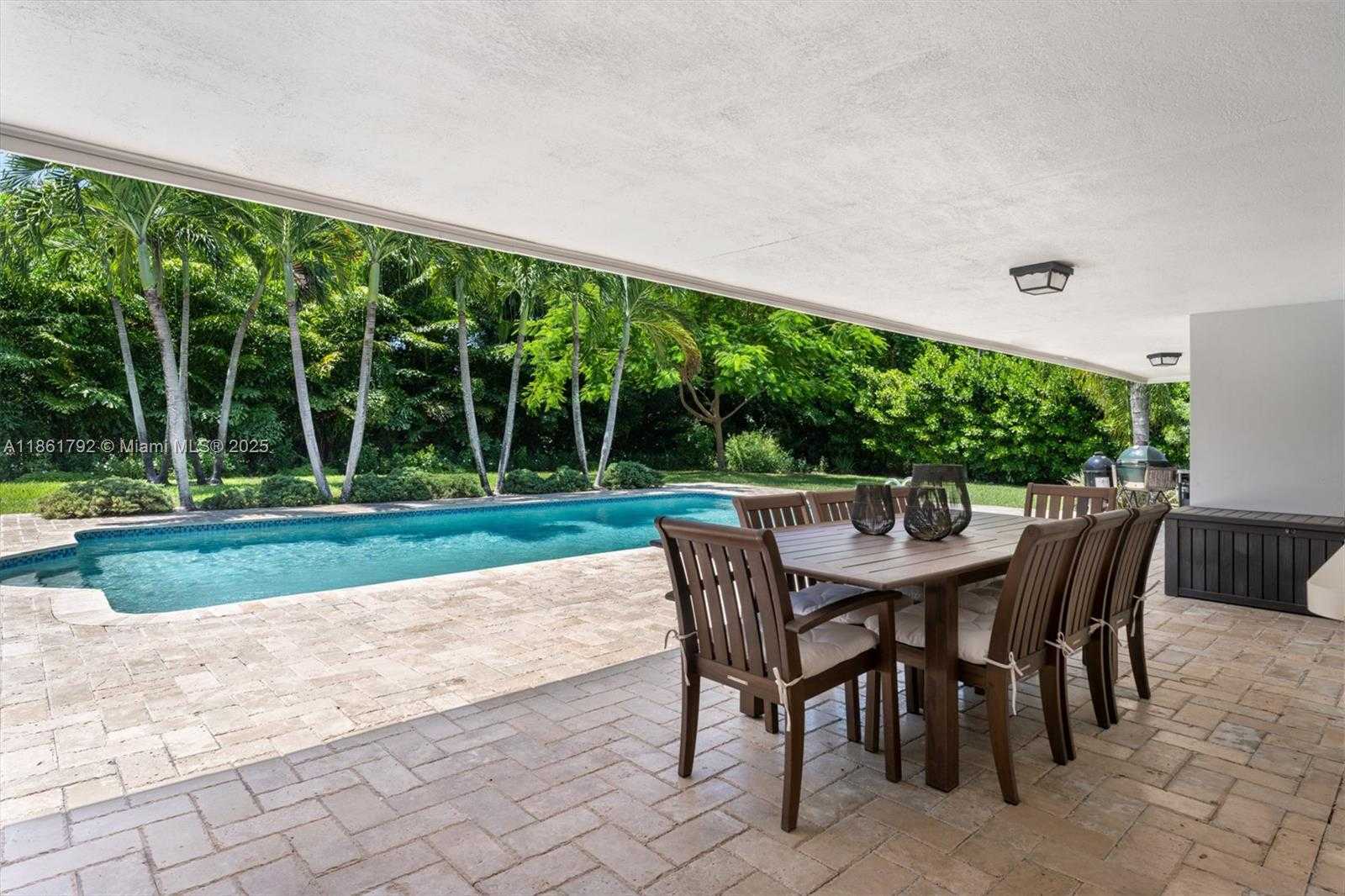 Small Image of 5940 SOUTH WEST 120TH ST, Pinecrest Number 28
