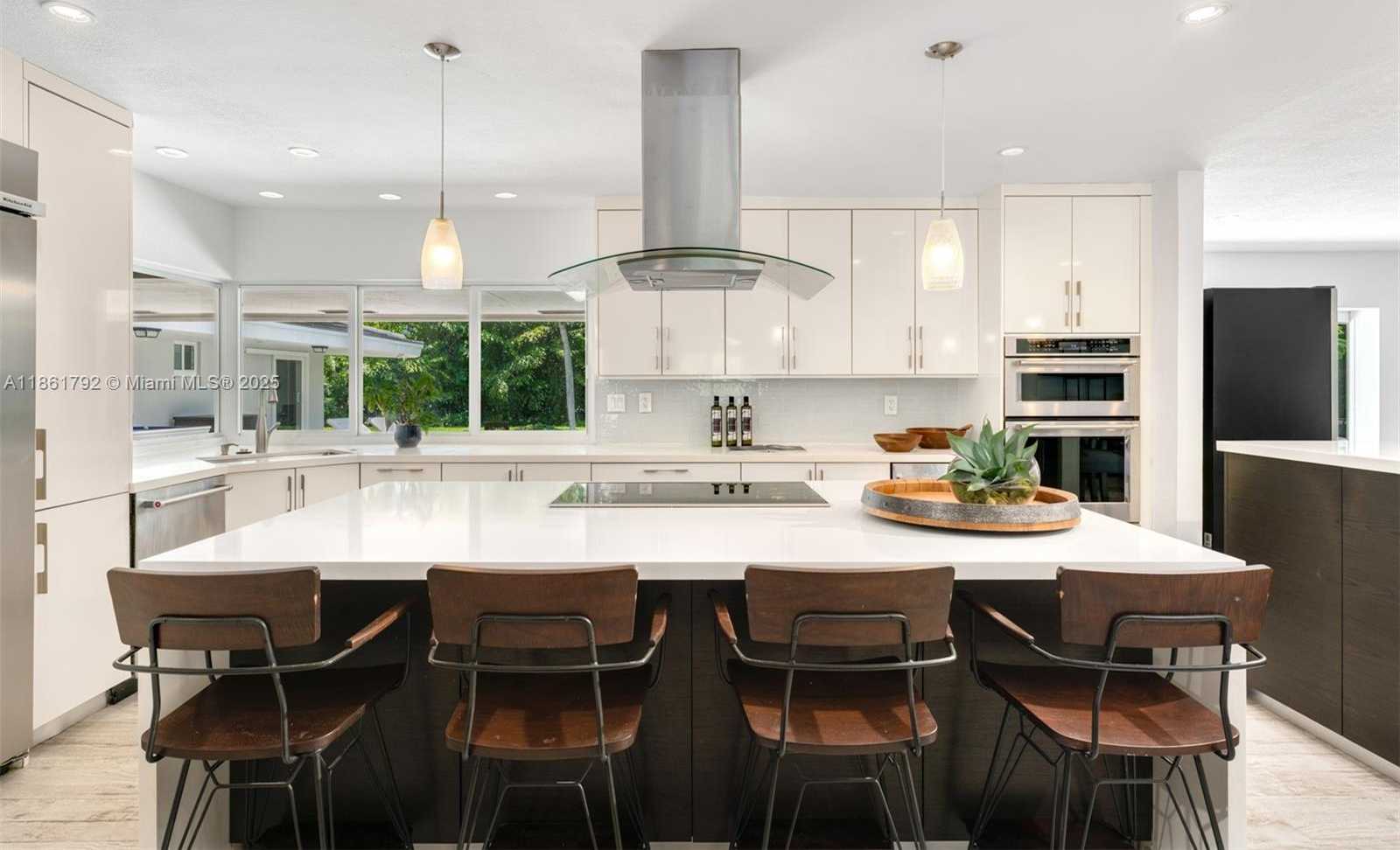 Small Image of 5940 SOUTH WEST 120TH ST, Pinecrest Number 7