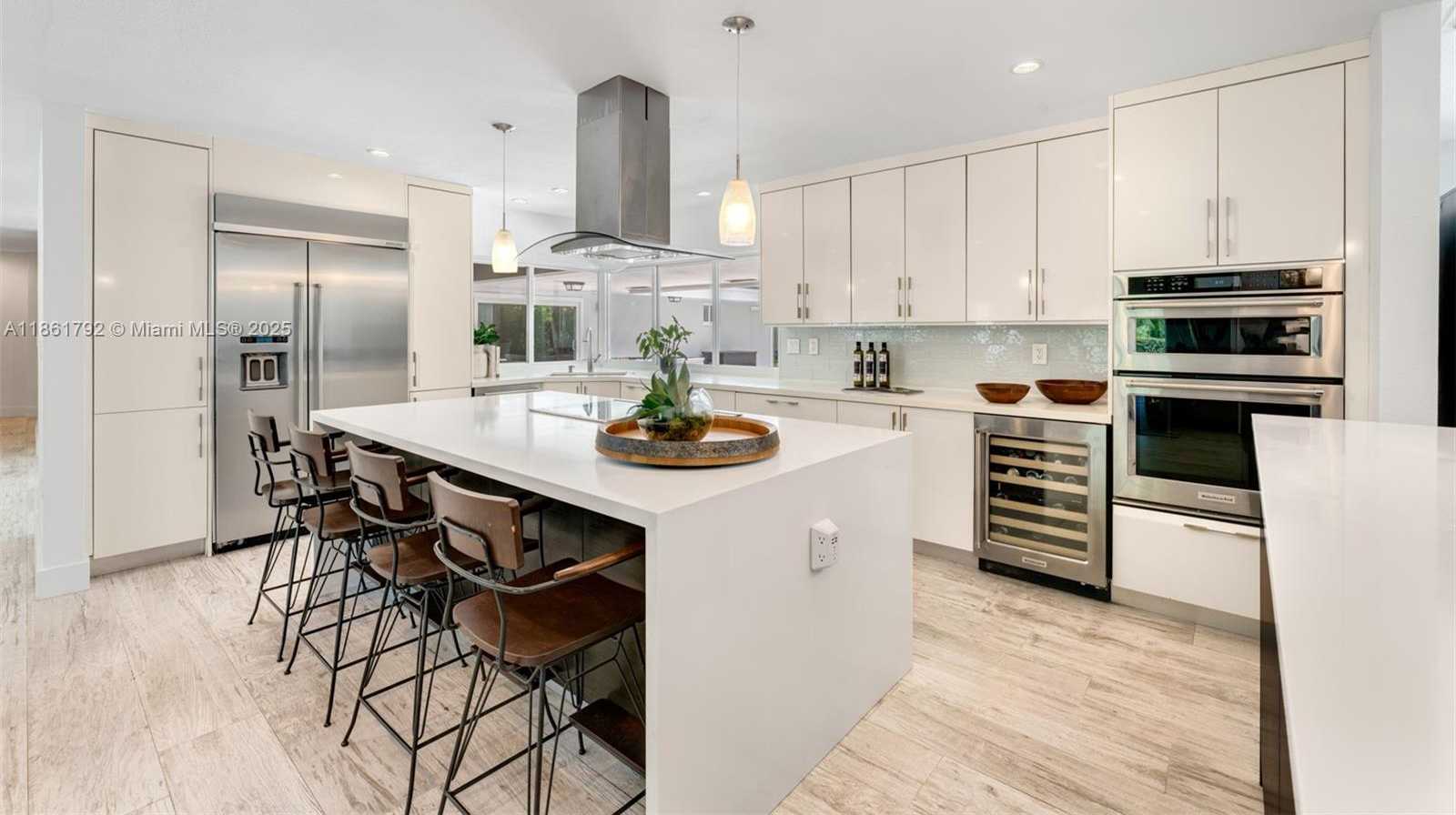 Small Image of 5940 SOUTH WEST 120TH ST, Pinecrest Number 8