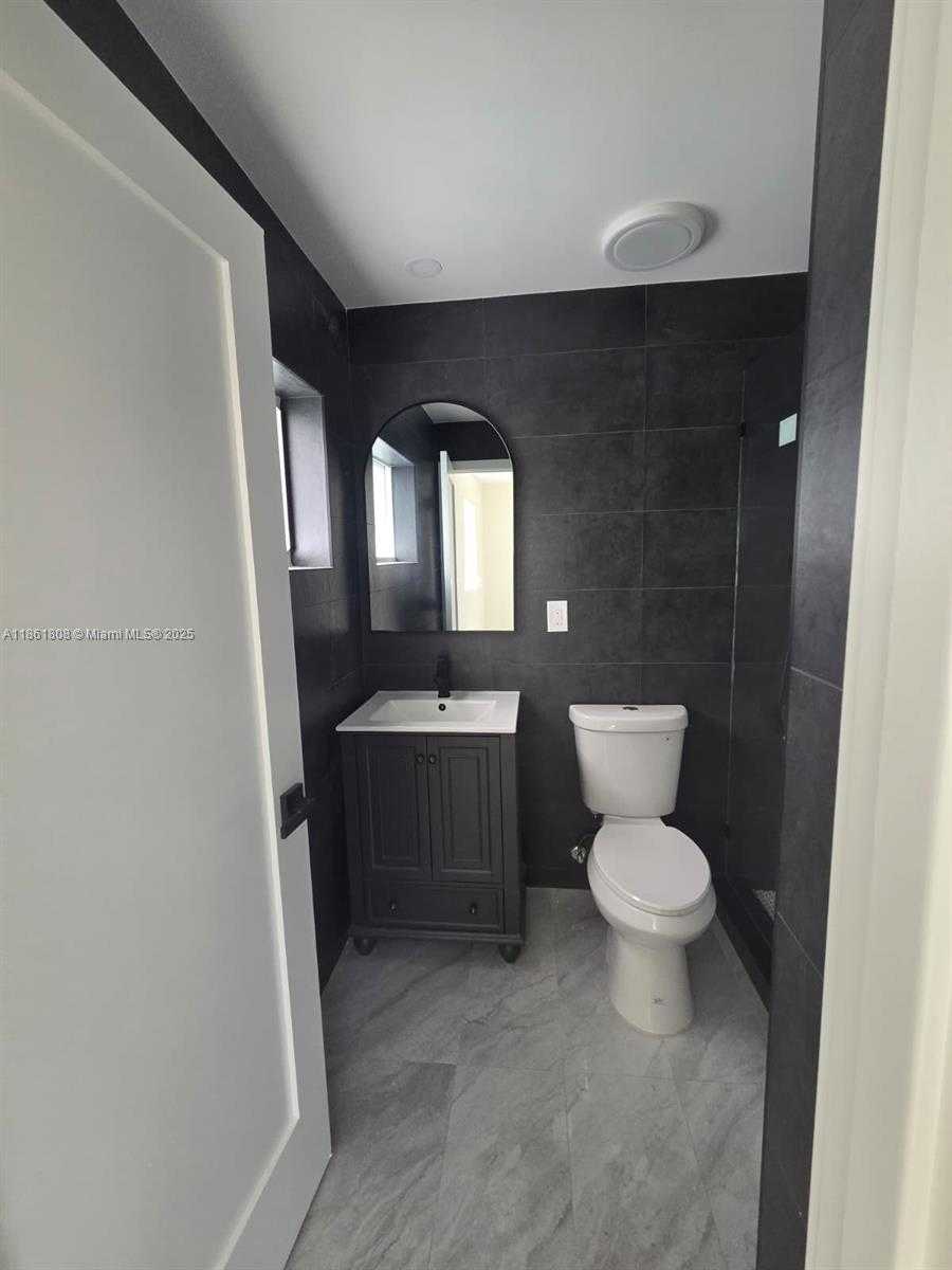 Small Image of 2615 NORTH WEST 62ND AVE, Margate Number 10