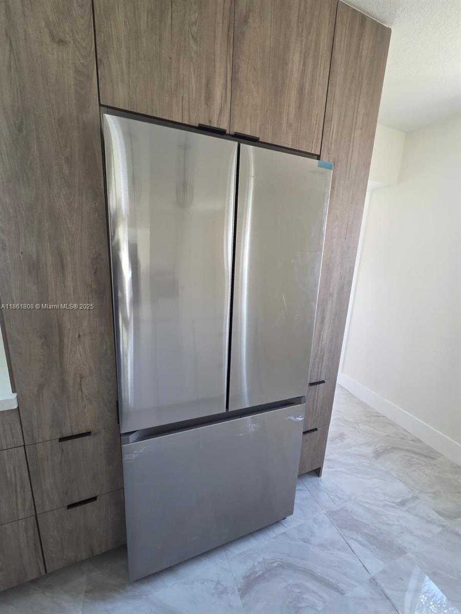 Small Image of 2615 NORTH WEST 62ND AVE, Margate Number 15