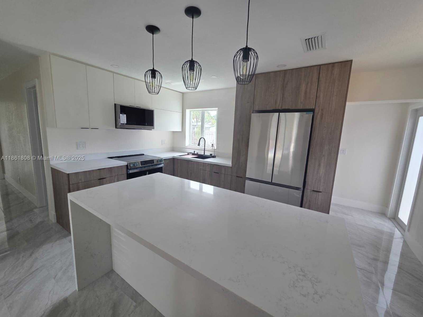 Small Image of 2615 NORTH WEST 62ND AVE, Margate Number 6