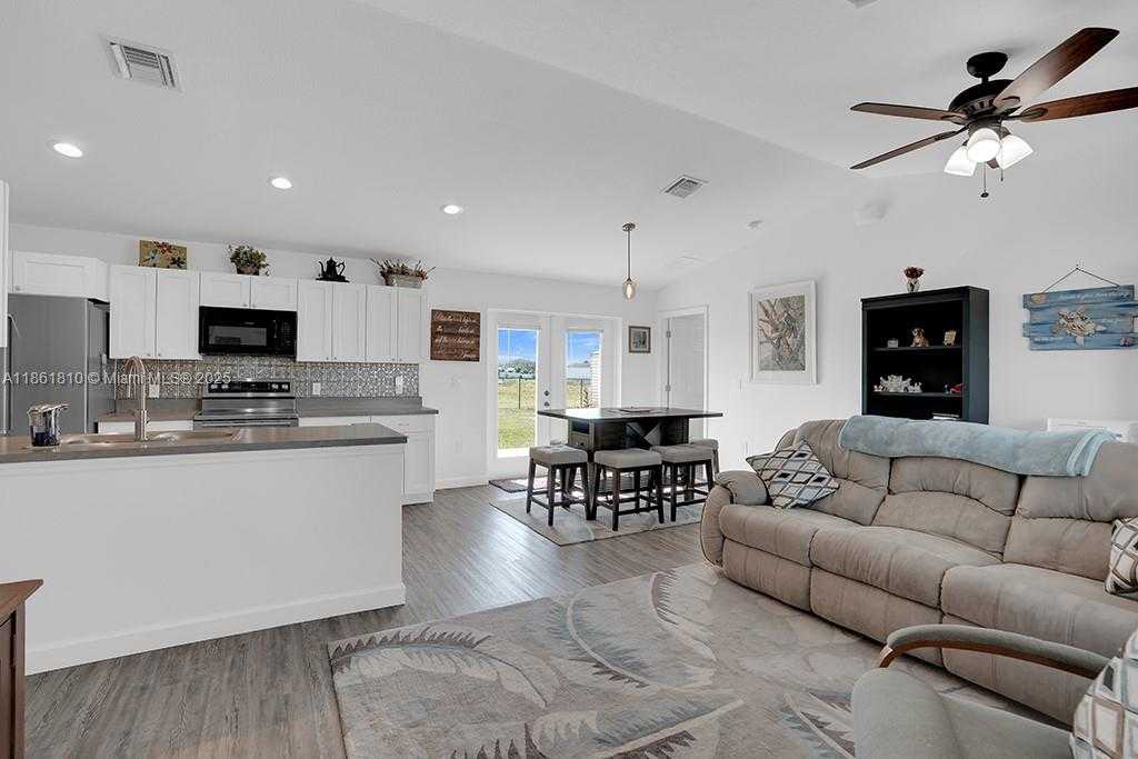 Small Image of 1263 NORGE CT, Other City - In The State Of Florida Number 2