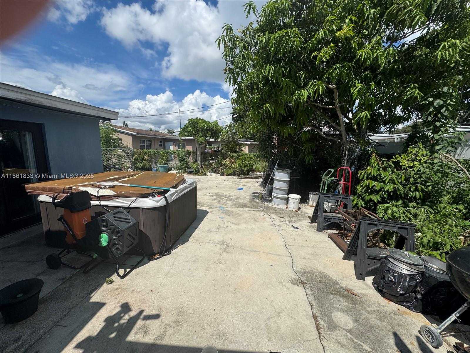 Small Image of 3525 SOUTH WEST 15TH CT, Fort Lauderdale Number 10