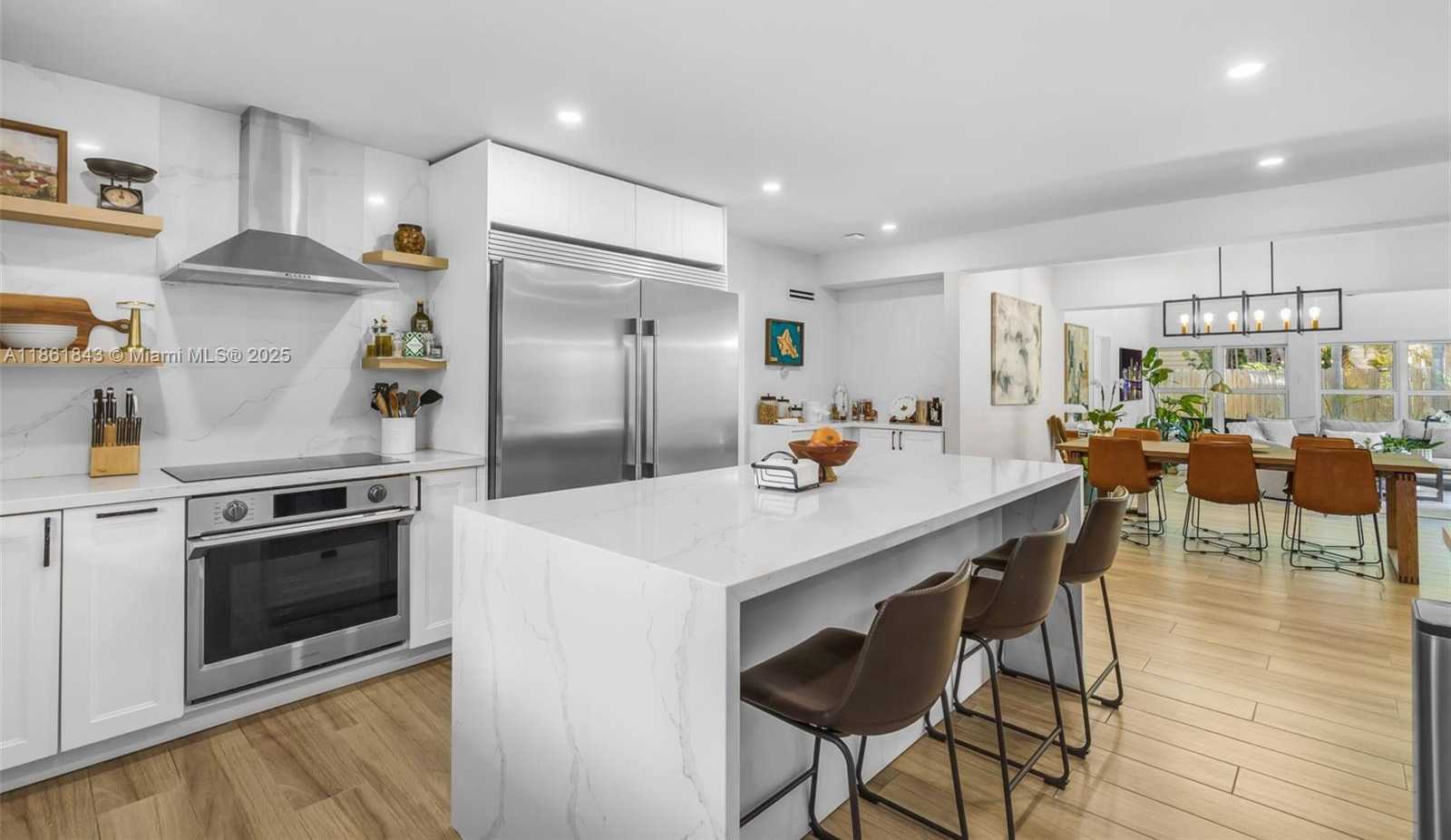 Small Image of 653 GLENRIDGE RD, Key Biscayne Number 17
