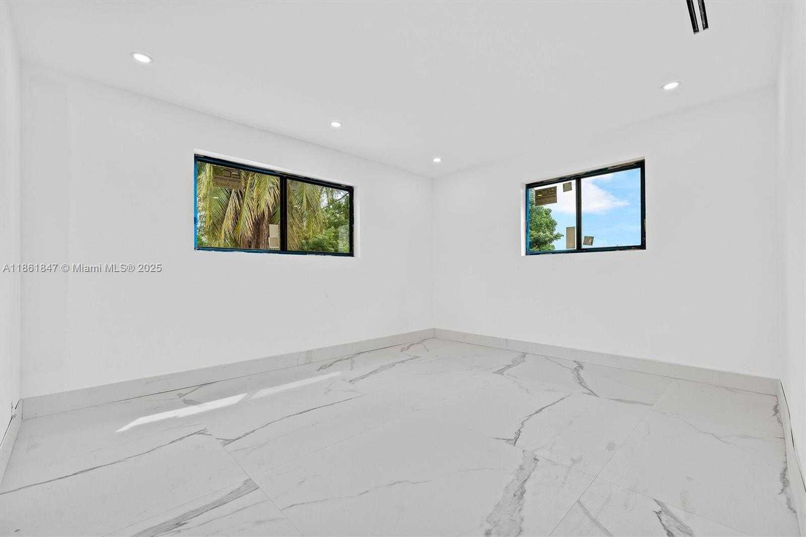 Small Image of 19731 NORTH EAST 24TH AVE, Miami Number 19