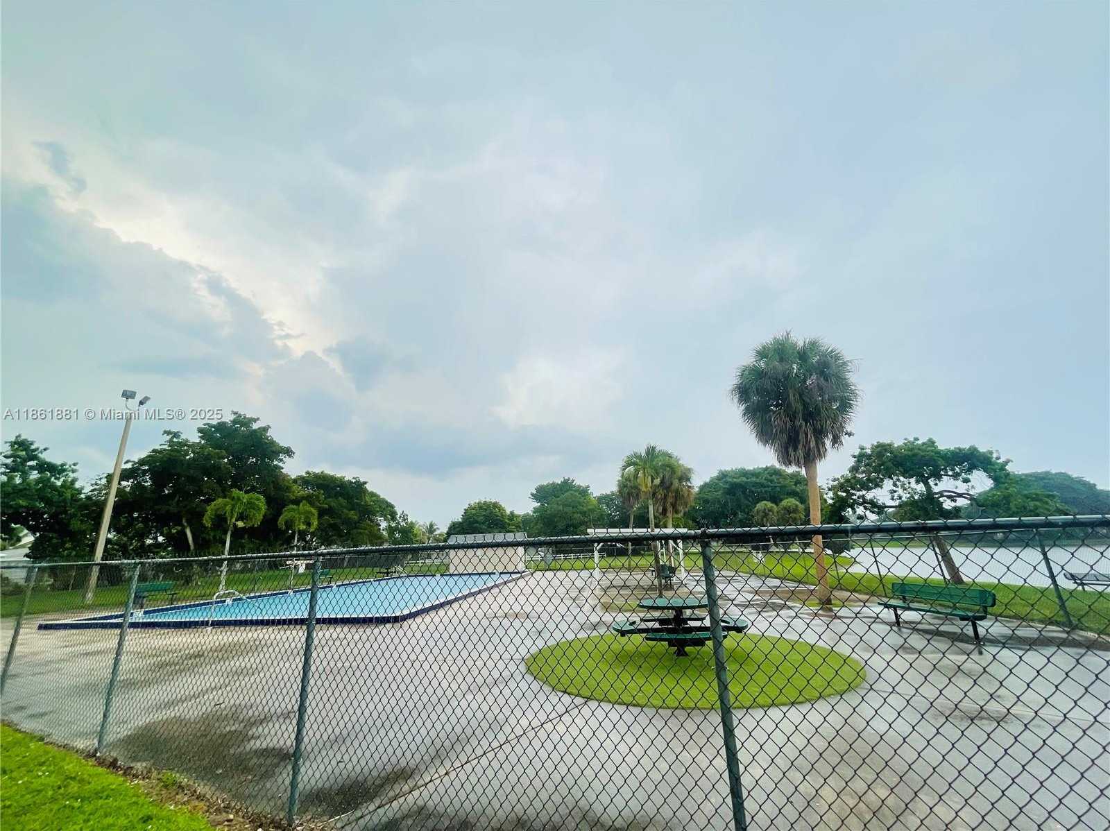 Small Image of 8203 NORTH WEST 73RD TER, Tamarac Number 44