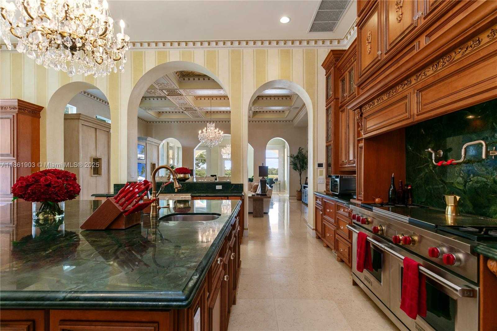 Small Image of 2951 LAKE RIDGE LN, Weston Number 20