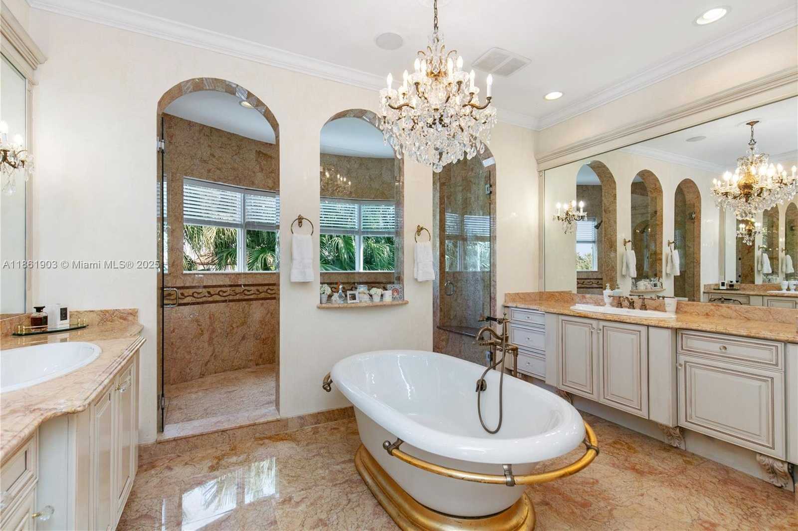 Small Image of 2951 LAKE RIDGE LN, Weston Number 34