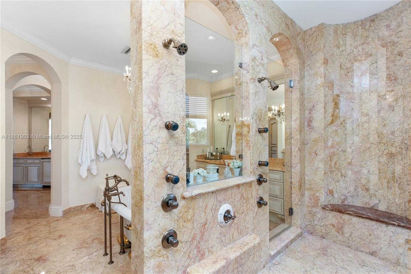 Small Image of 2951 LAKE RIDGE LN, Weston Number 35