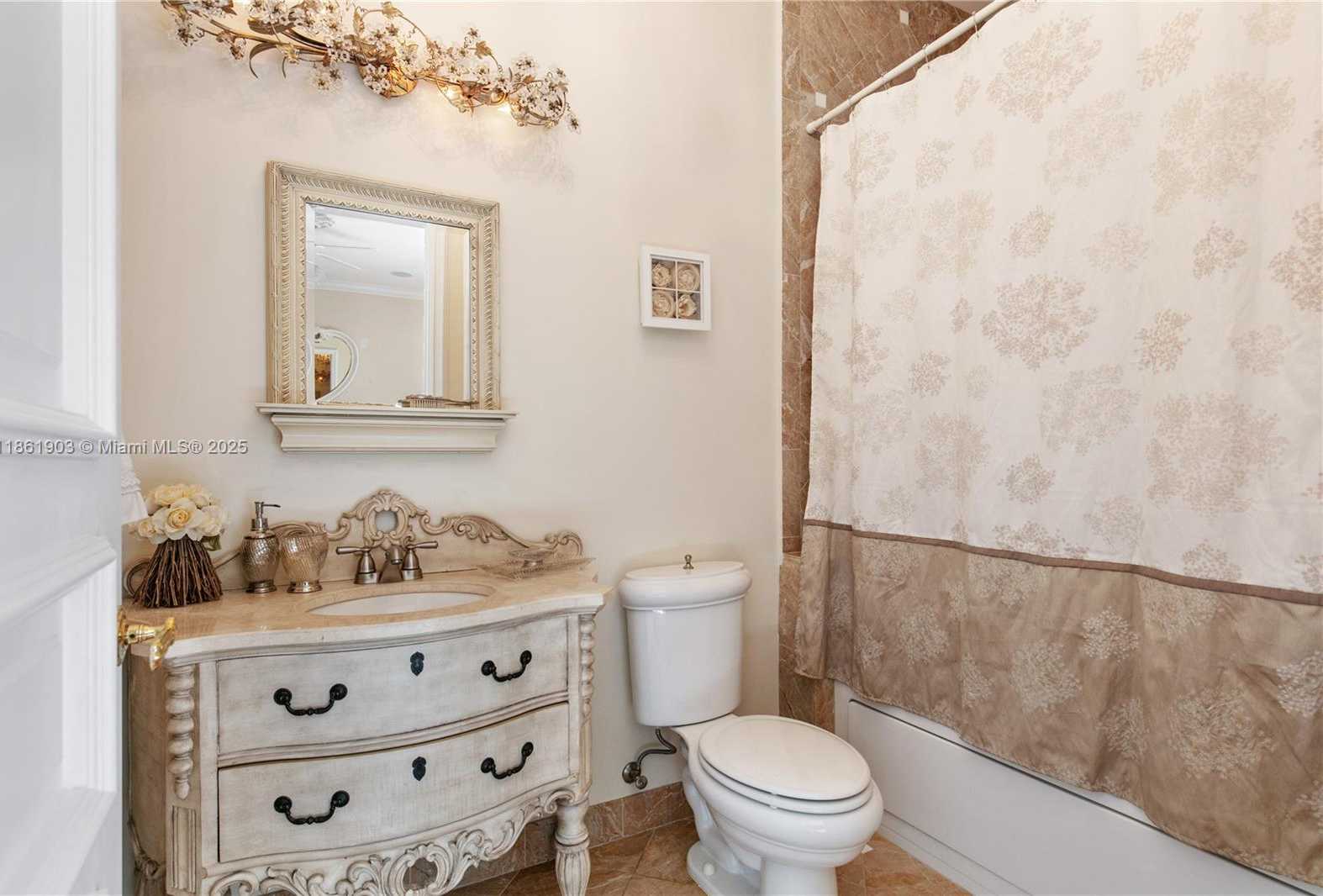 Small Image of 2951 LAKE RIDGE LN, Weston Number 37