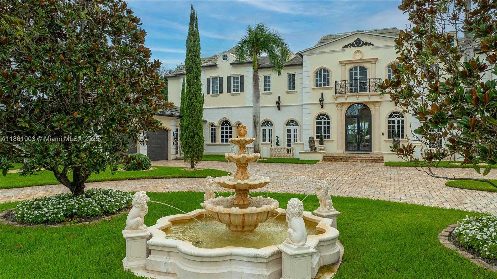 Small Image of 2951 LAKE RIDGE LN, Weston Number 54