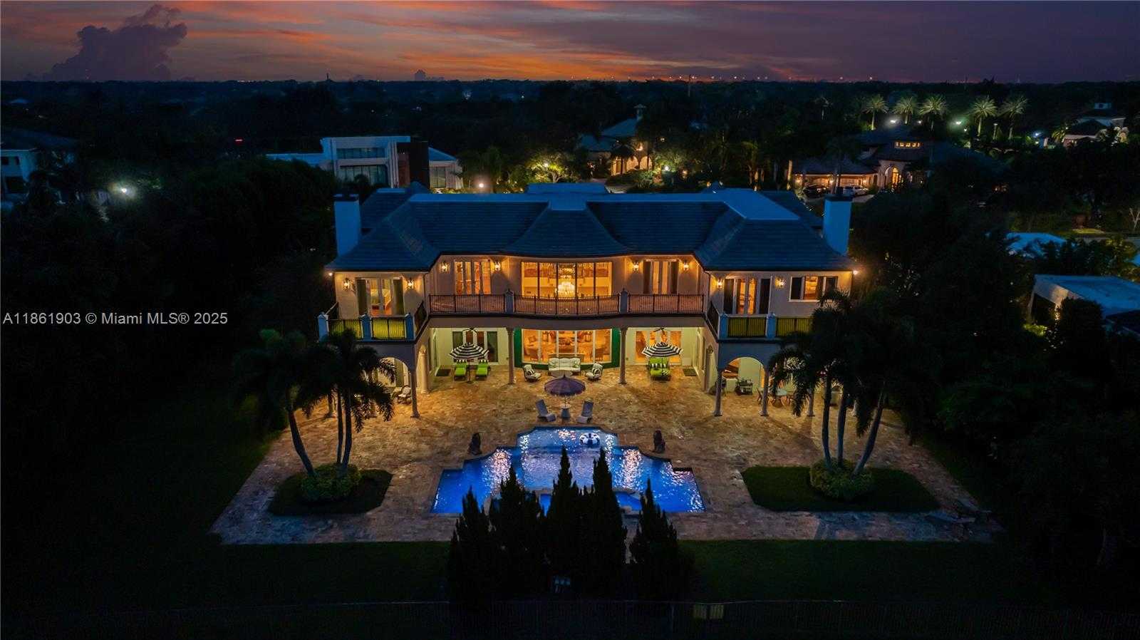 Small Image of 2951 LAKE RIDGE LN, Weston Number 63