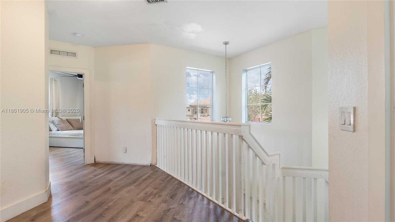 Small Image of 12826 SOUTH WEST 50TH CT, Miramar Number 11