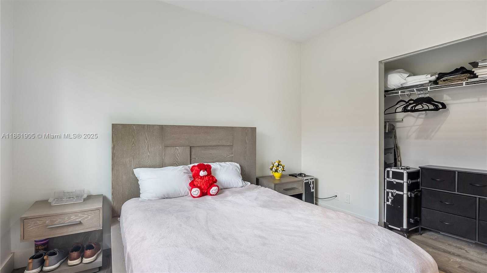 Small Image of 12826 SOUTH WEST 50TH CT, Miramar Number 16