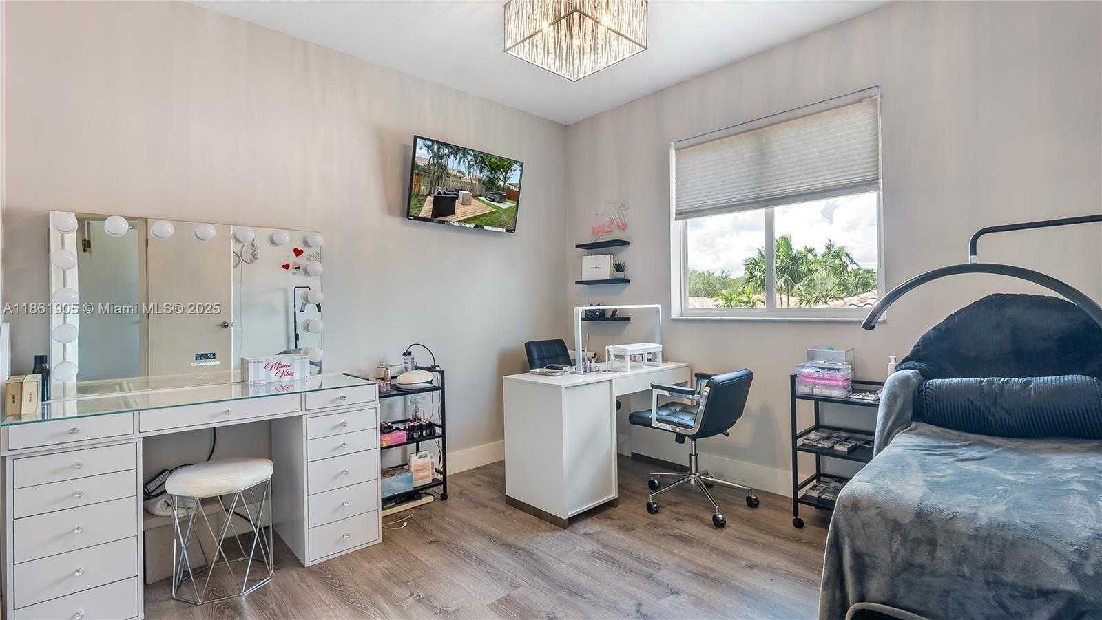 Small Image of 12826 SOUTH WEST 50TH CT, Miramar Number 17