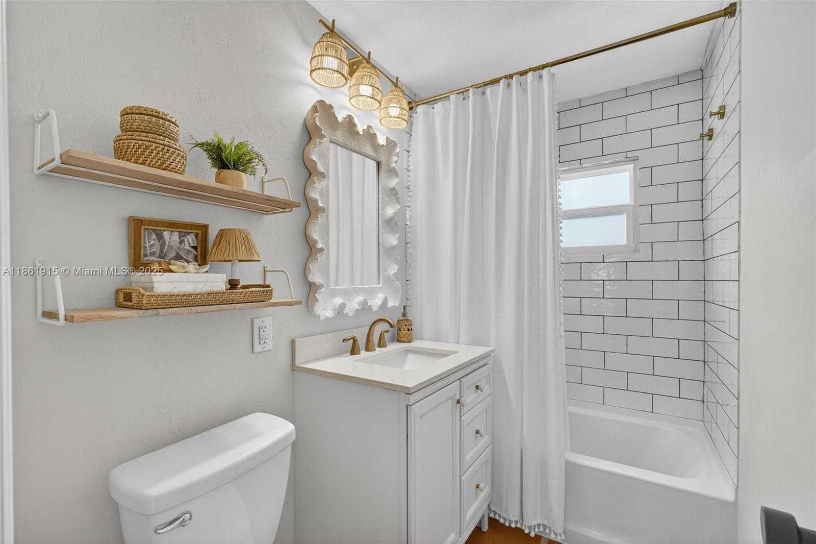 Small Image of 220 RUTLAND BLVD, West Palm Beach Number 12