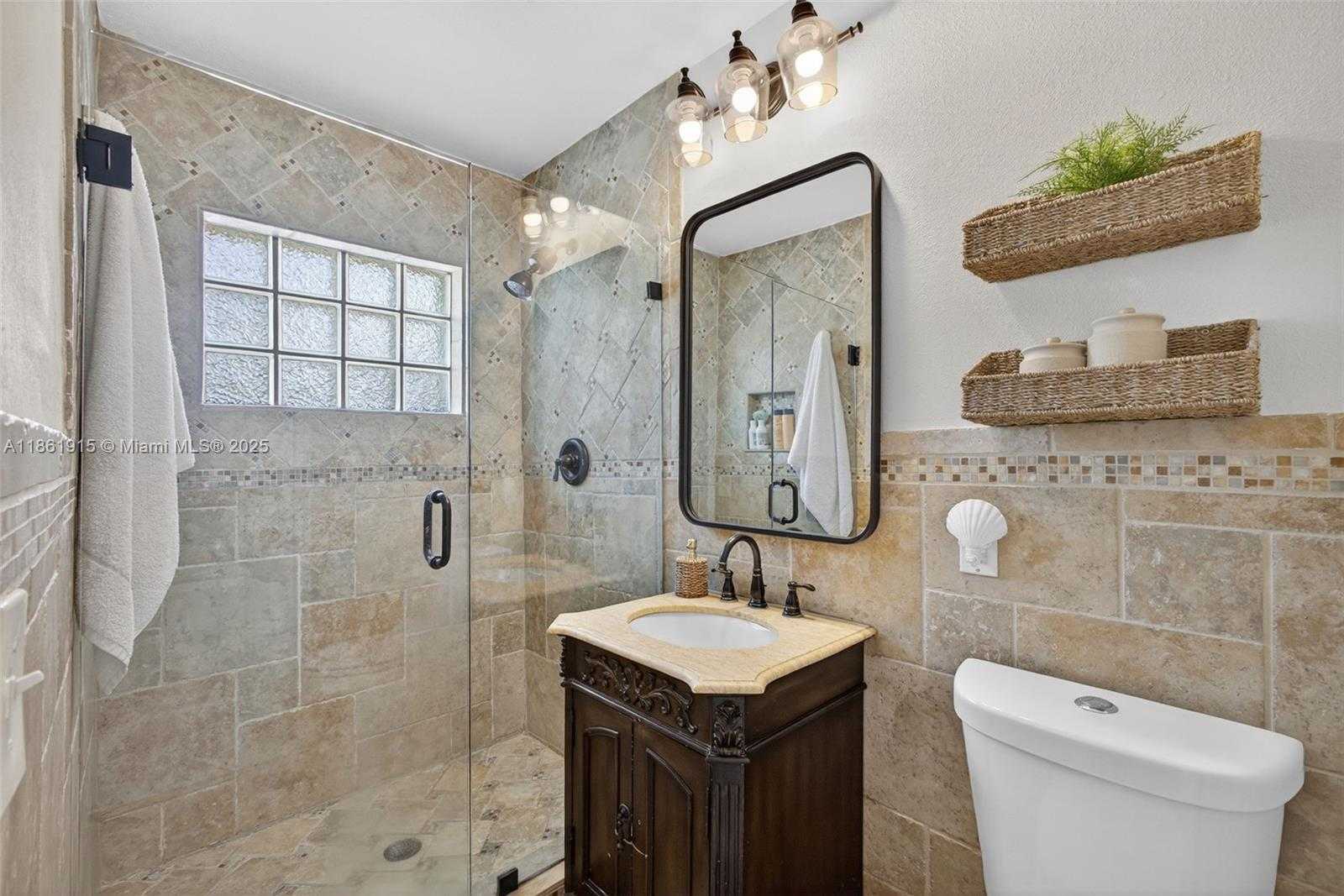 Small Image of 220 RUTLAND BLVD, West Palm Beach Number 14
