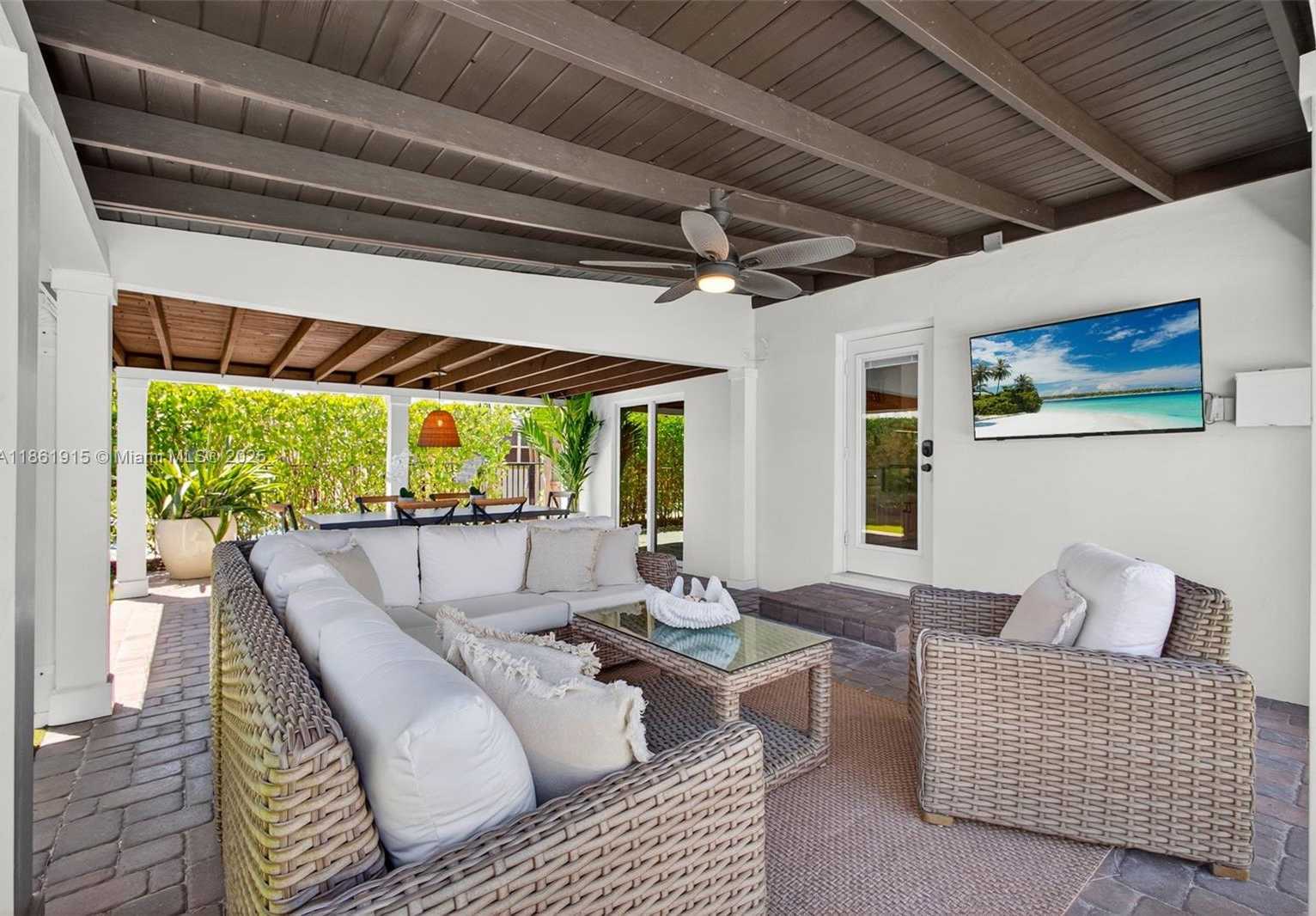 Small Image of 220 RUTLAND BLVD, West Palm Beach Number 21