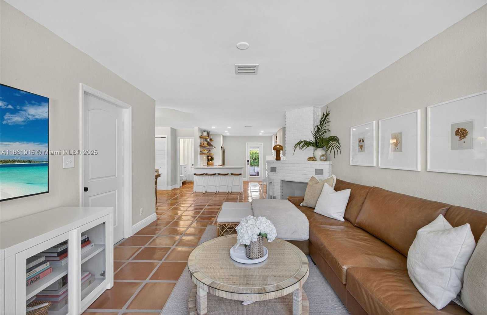 Small Image of 220 RUTLAND BLVD, West Palm Beach Number 5