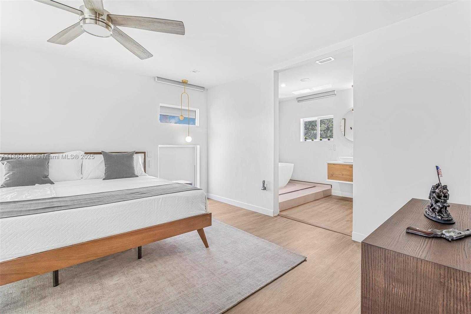 Small Image of 18490 SOUTH WEST 83RD PL, Cutler Bay Number 32