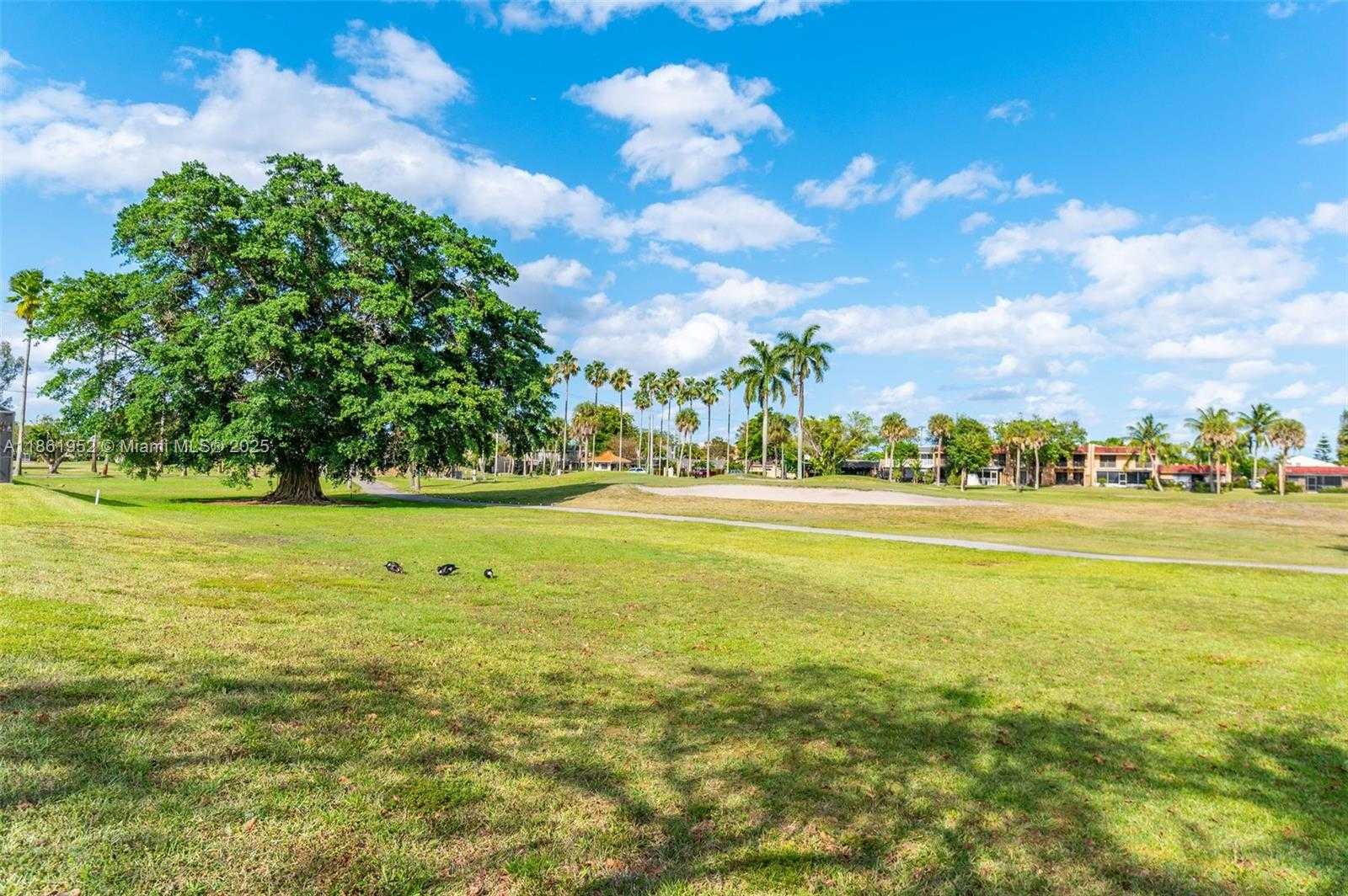 Small Image of 19265 EAST SAINT ANDREWS DR, Hialeah Number 19