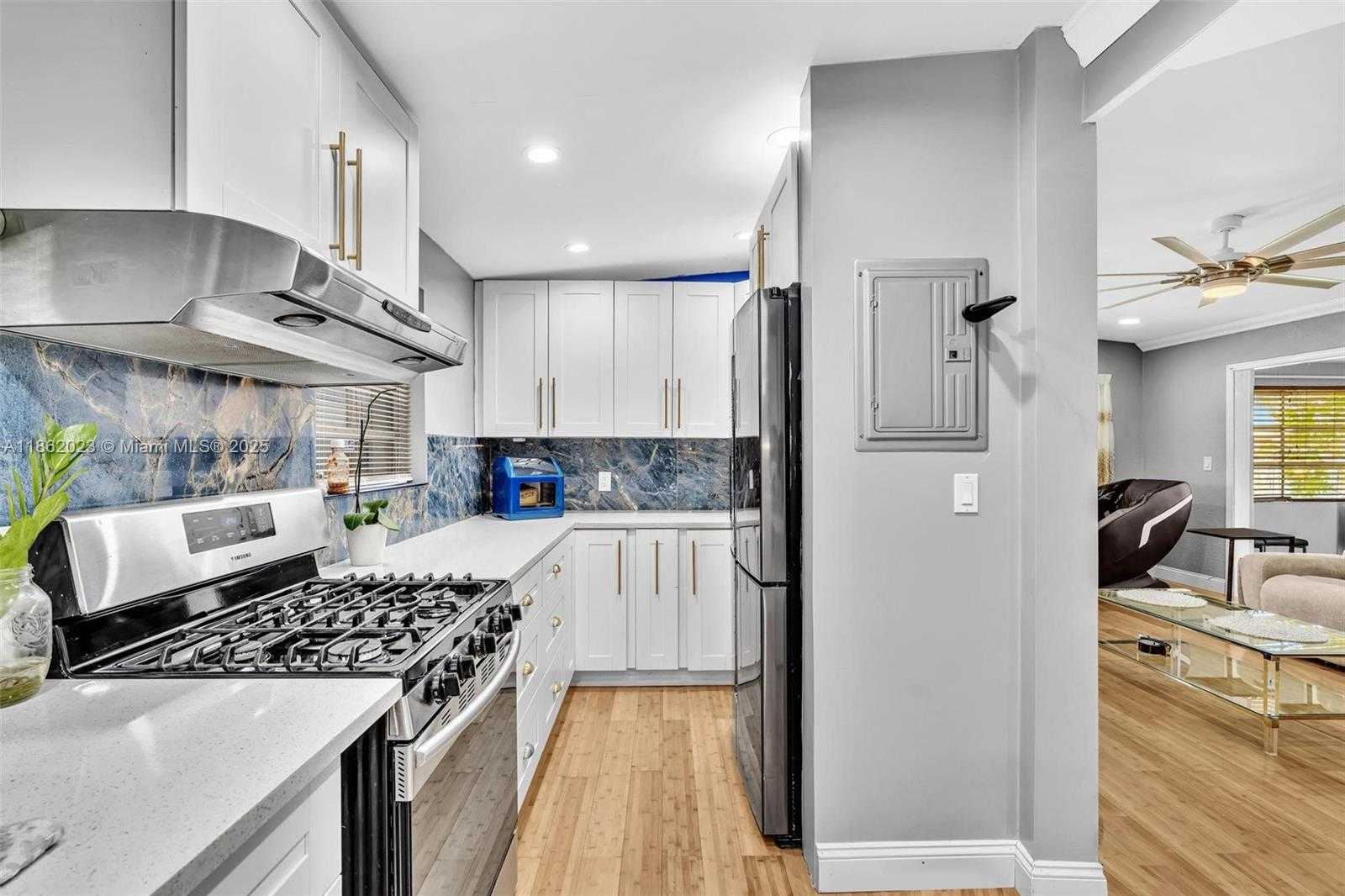 Small Image of 1510 NORTH WEST 11TH PL, Fort Lauderdale Number 12