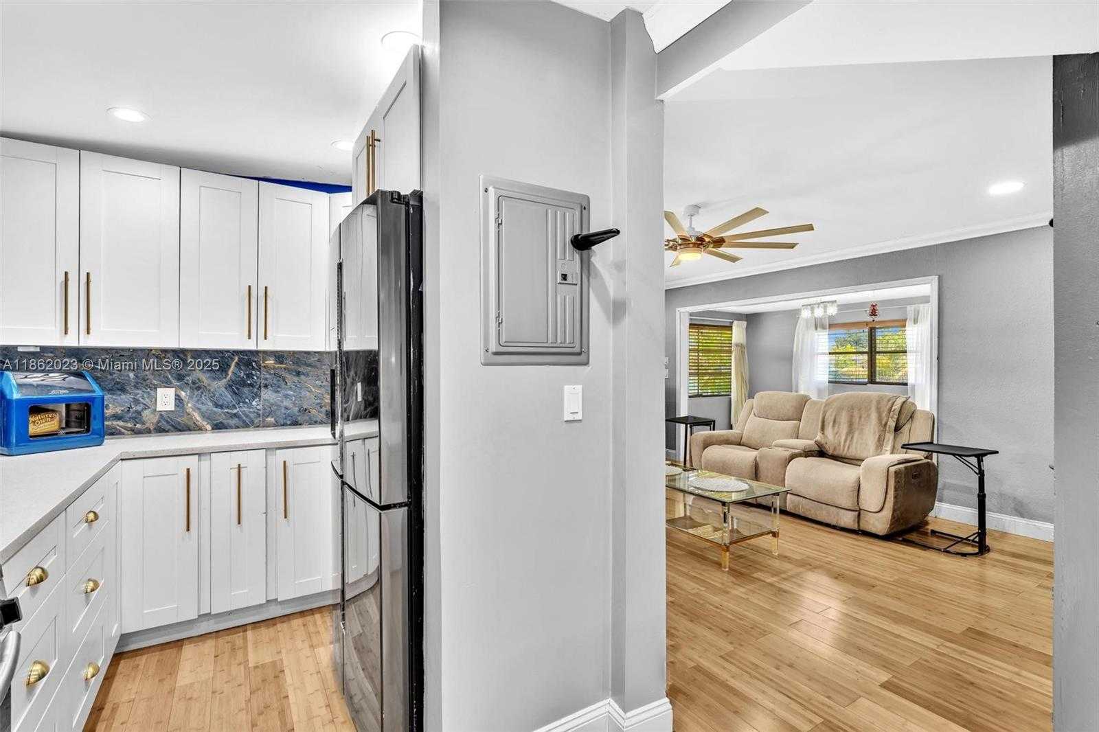 Small Image of 1510 NORTH WEST 11TH PL, Fort Lauderdale Number 13
