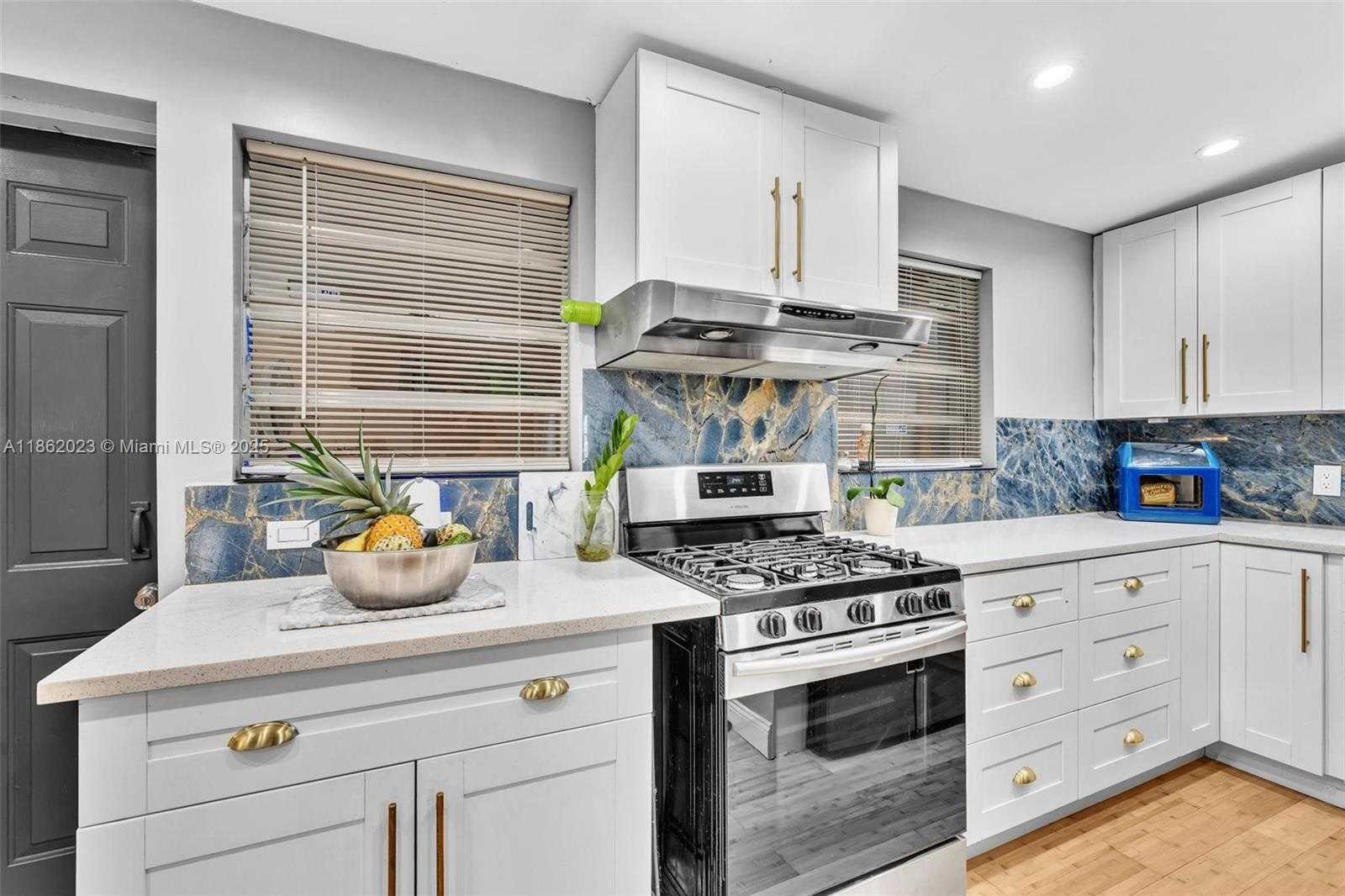 Small Image of 1510 NORTH WEST 11TH PL, Fort Lauderdale Number 15