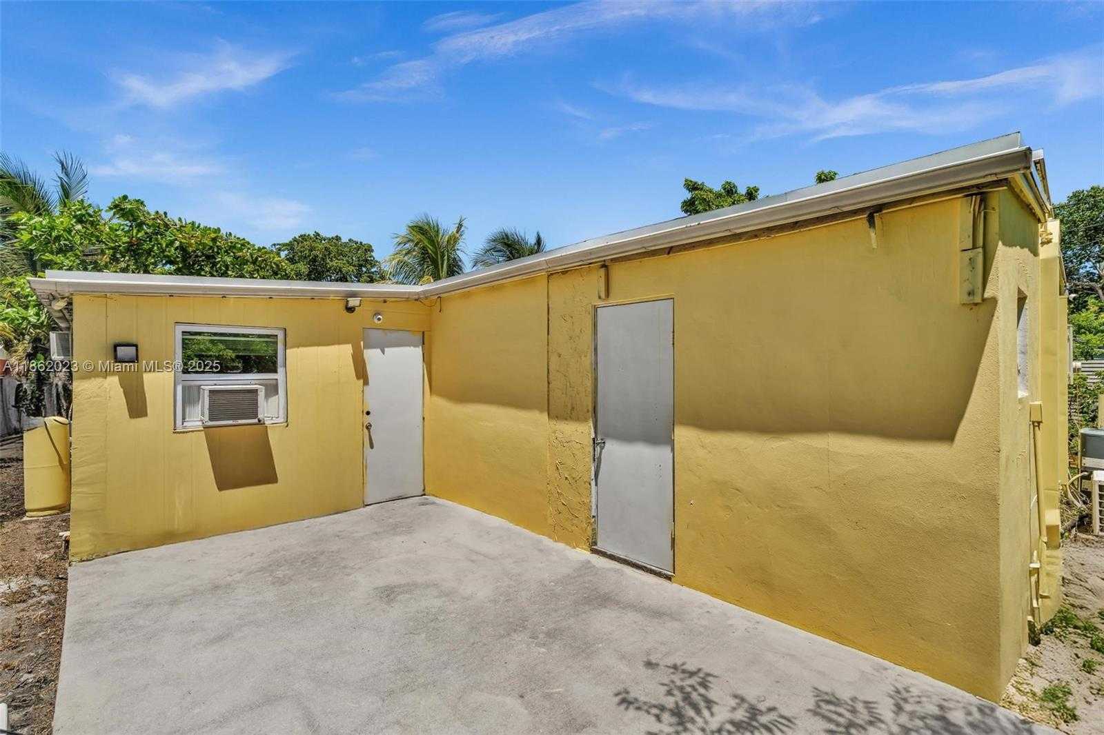 Small Image of 1510 NORTH WEST 11TH PL, Fort Lauderdale Number 35