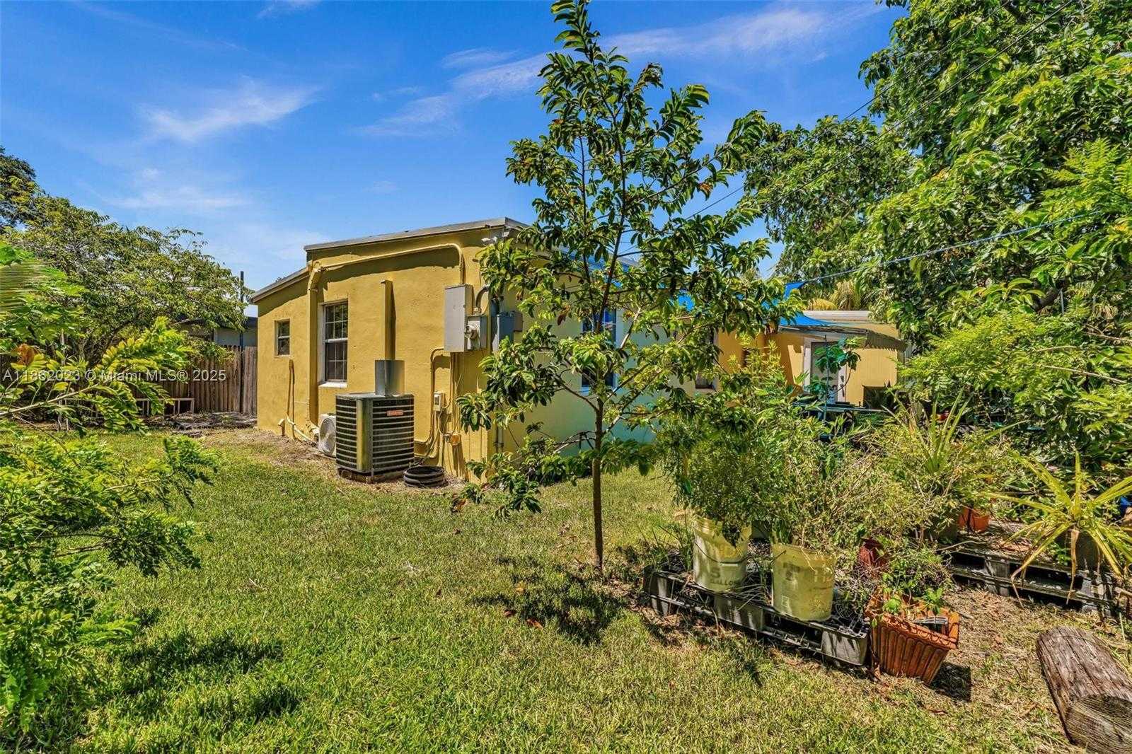 Small Image of 1510 NORTH WEST 11TH PL, Fort Lauderdale Number 36