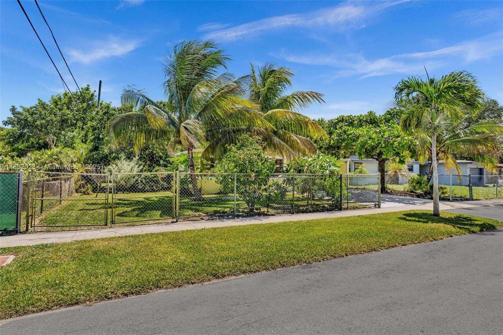 Small Image of 1510 NORTH WEST 11TH PL, Fort Lauderdale Number 37