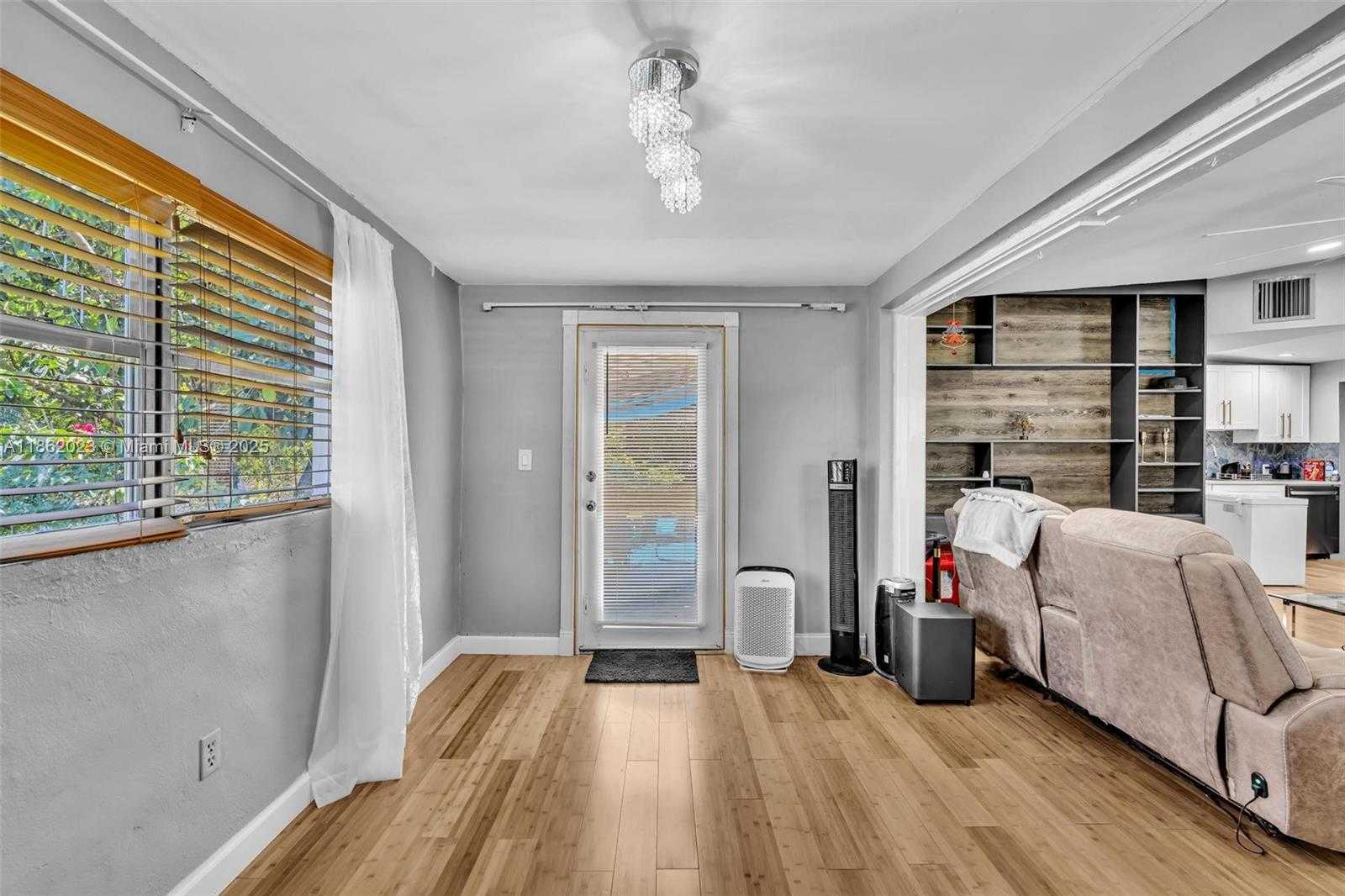 Small Image of 1510 NORTH WEST 11TH PL, Fort Lauderdale Number 8