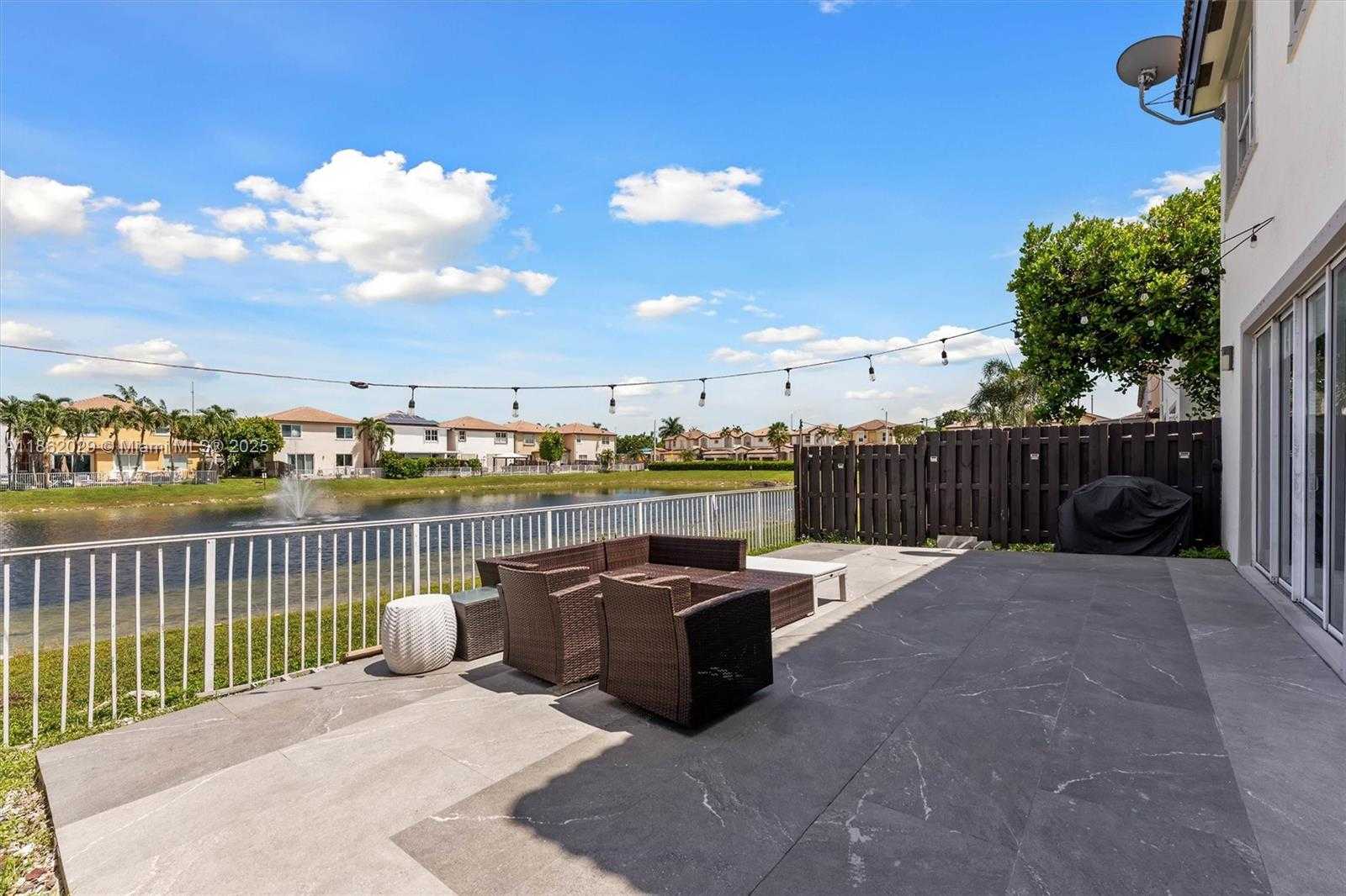 Small Image of 7521 NORTH WEST 113TH PATH, Doral Number 16