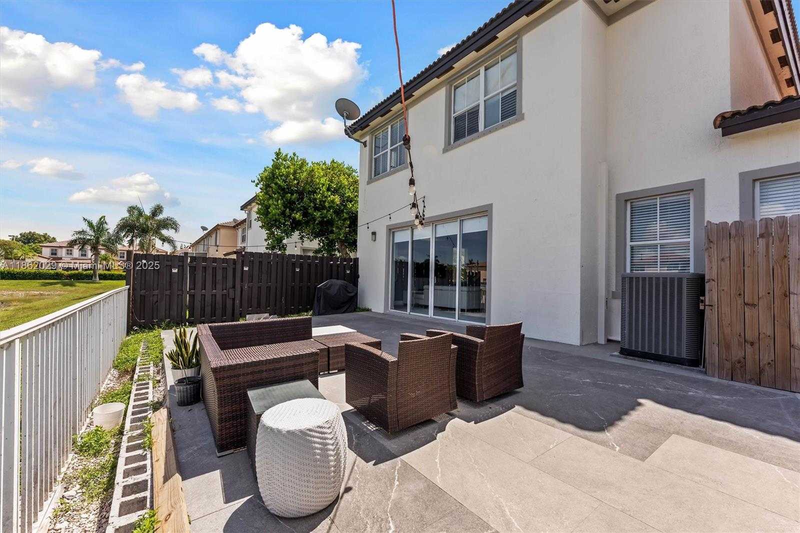 Small Image of 7521 NORTH WEST 113TH PATH, Doral Number 17