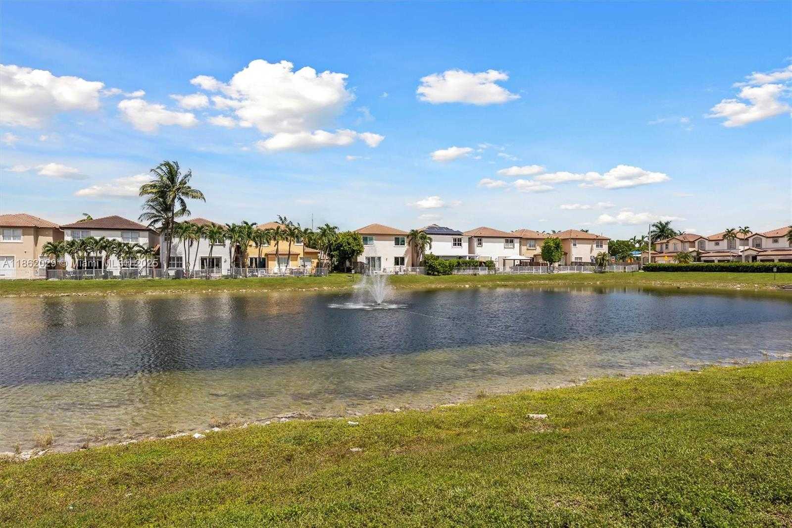 Small Image of 7521 NORTH WEST 113TH PATH, Doral Number 18